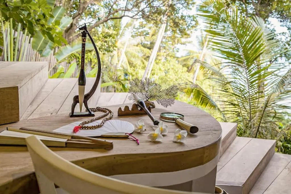 Living room in Somewhere Only We Know Resort