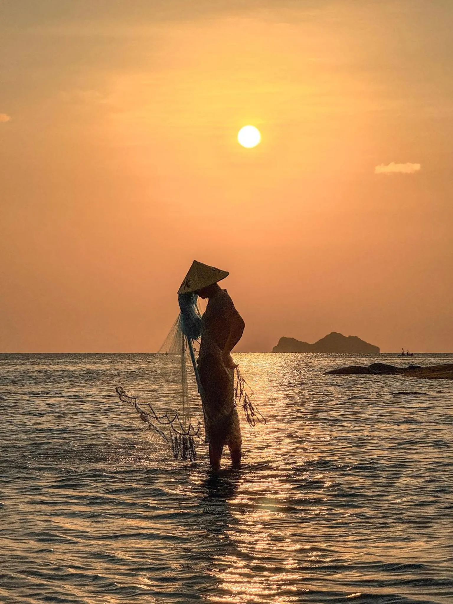 Natural landscape in Somewhere Only We Know Resort