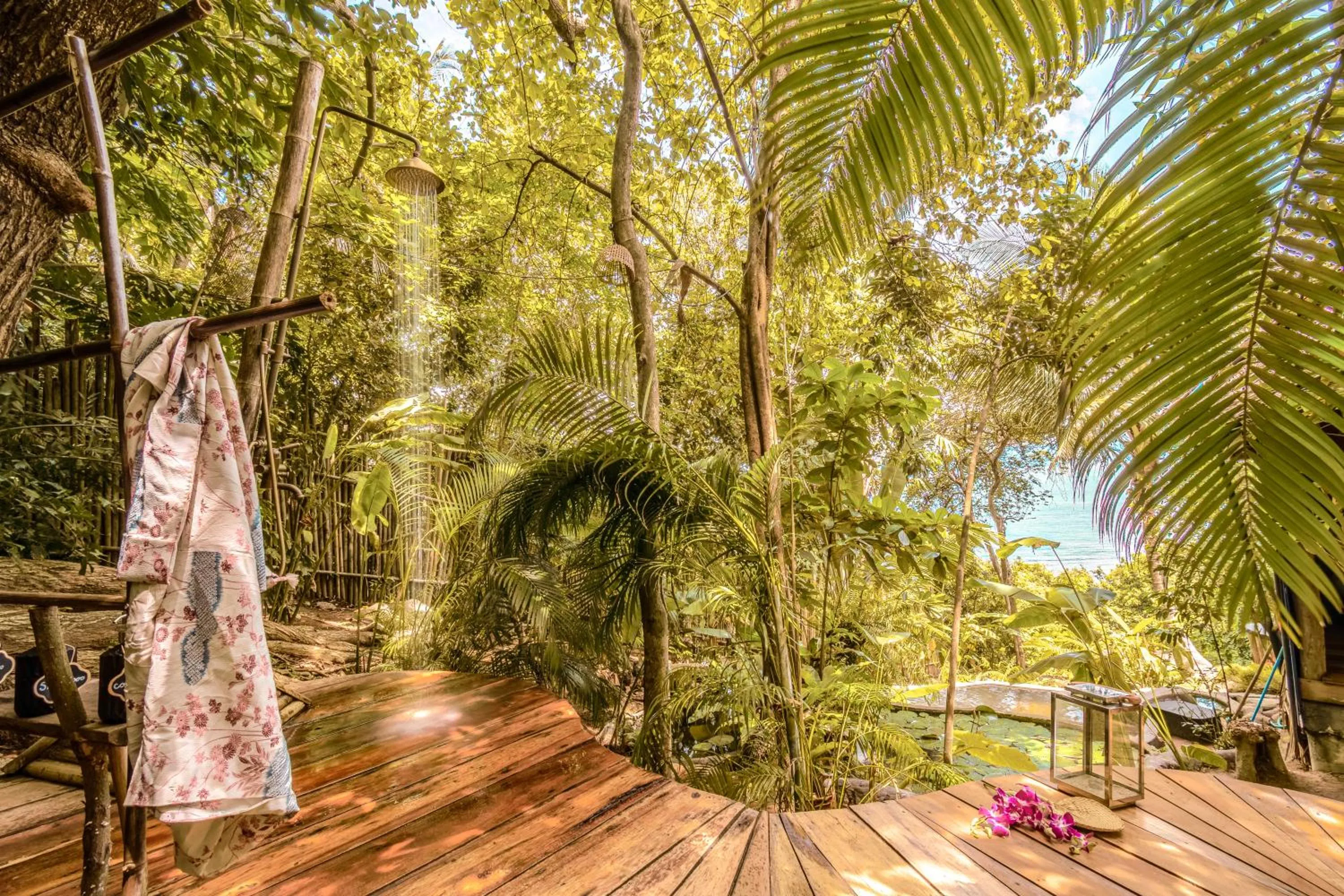 Bathroom in Somewhere Only We Know Resort