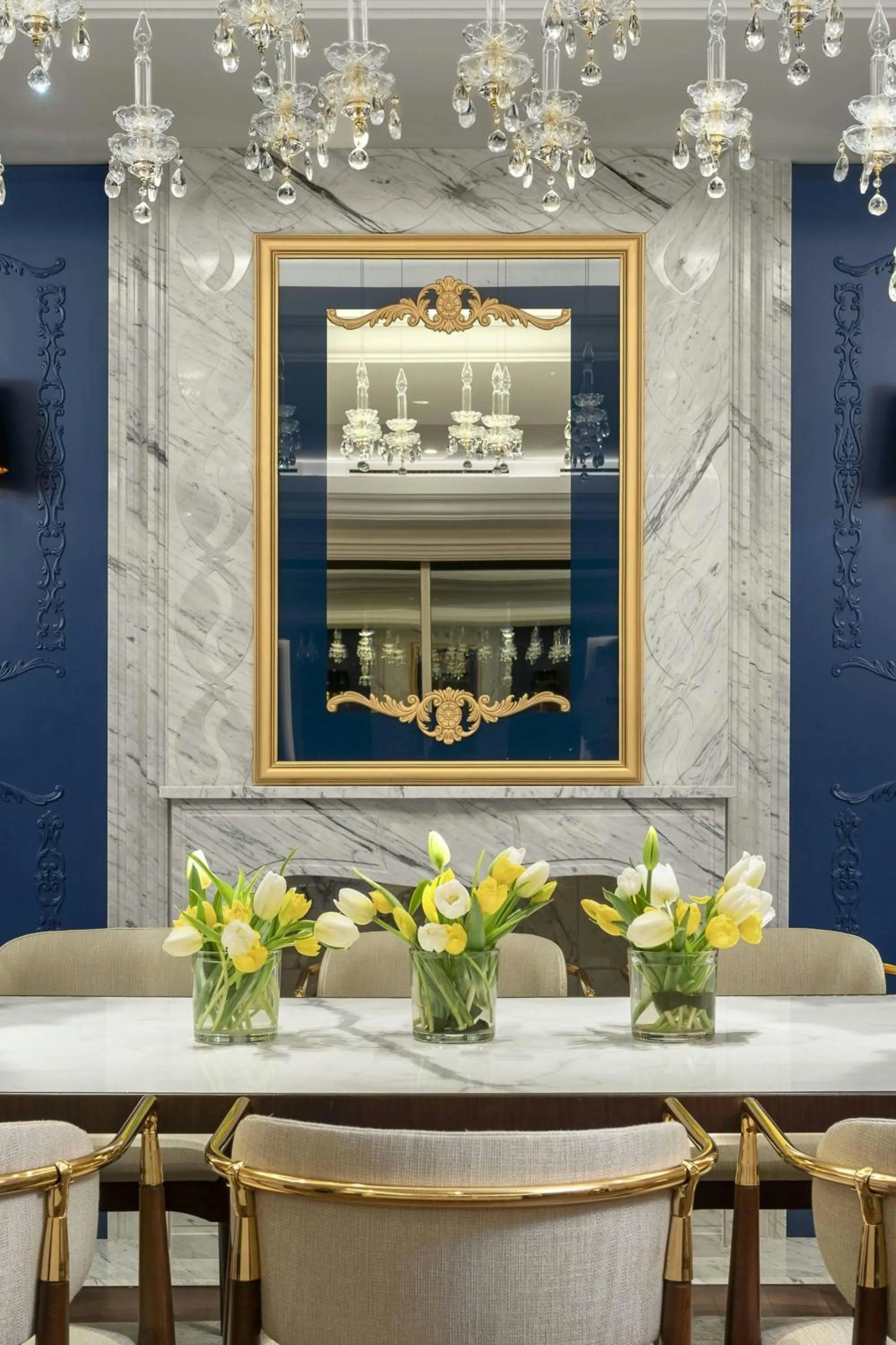 Living room in The Ritz-Carlton, Istanbul at the Bosphorus