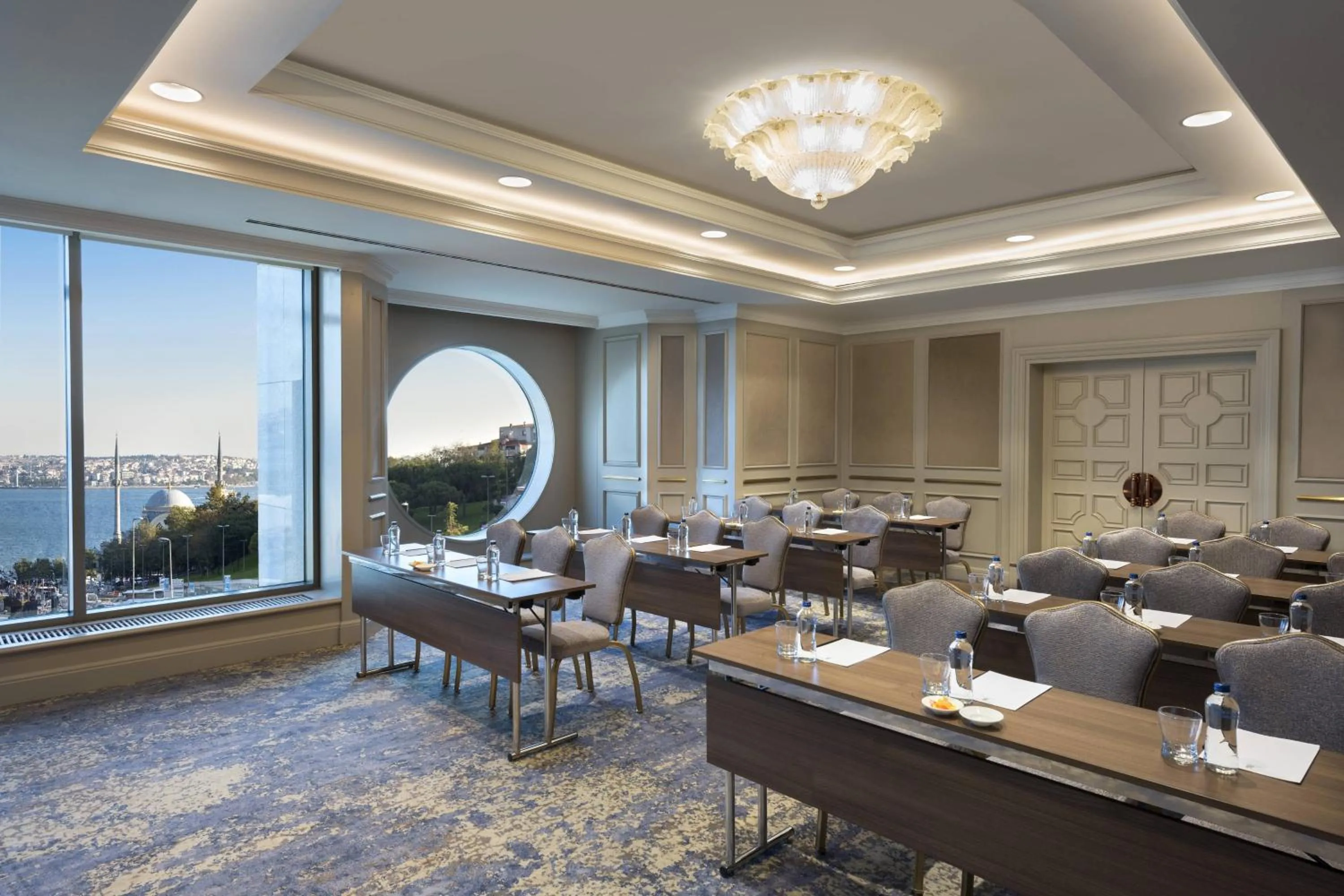 Meeting/conference room in The Ritz-Carlton, Istanbul at the Bosphorus