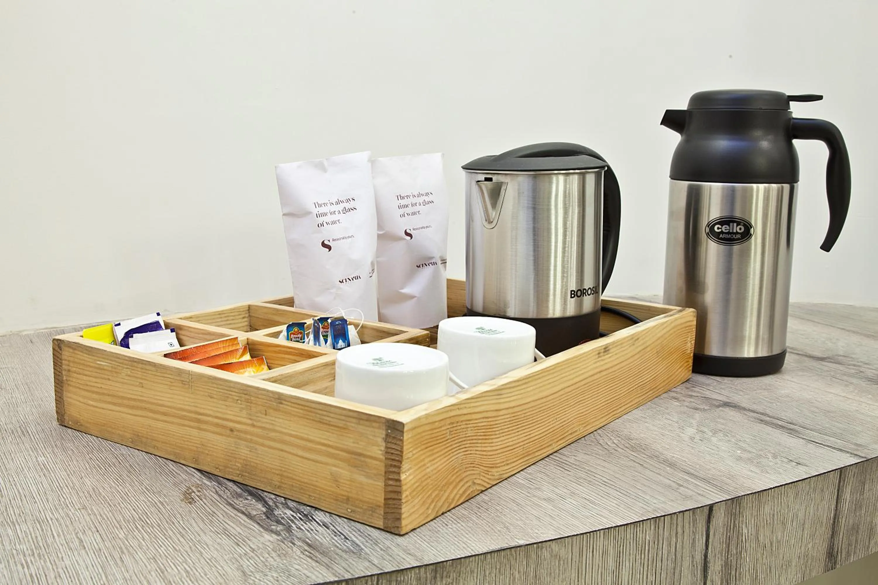 Coffee/tea facilities in Scenaria Hotel - Navrangpura, Ahmedabad