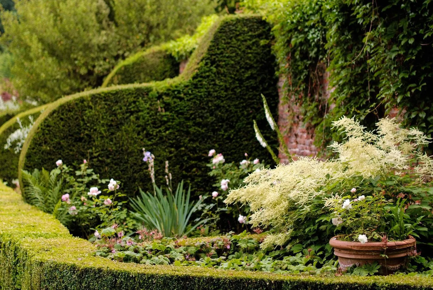 Day in Saltmarshe Hall