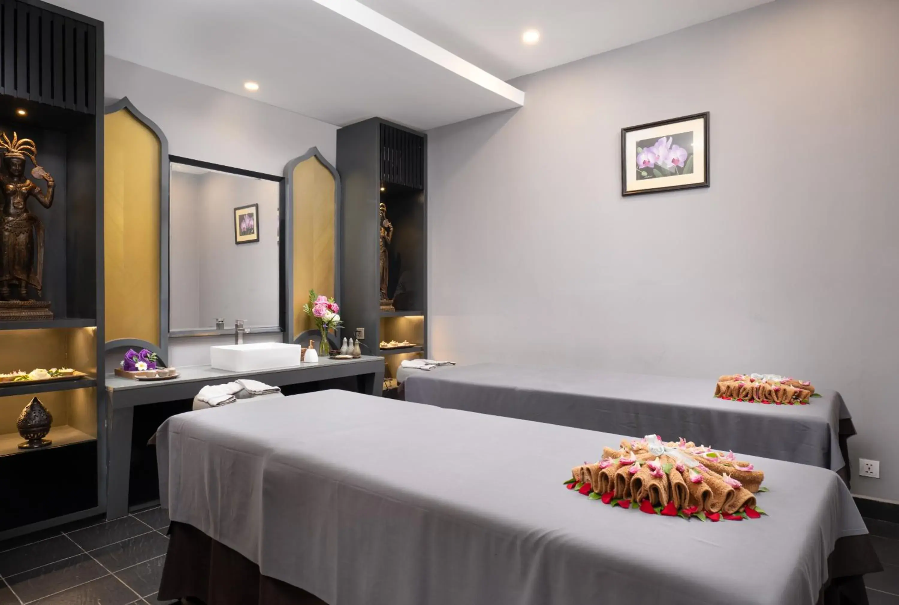 Spa and wellness centre/facilities in Central Suite Residence Spa and wellness centre/facilities in Central Suite Residence