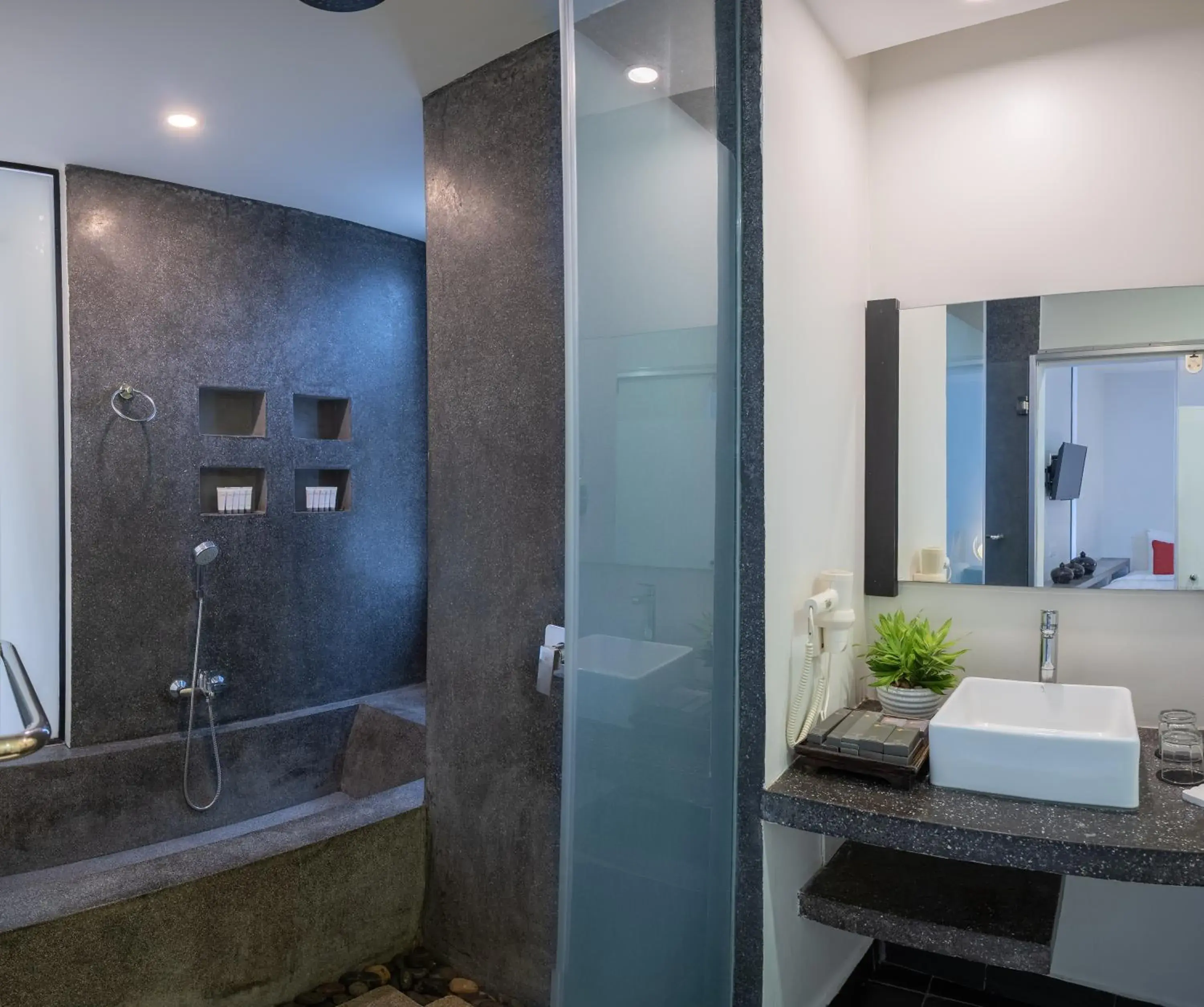 Bathroom in Central Suite Residence Bathroom in Central Suite Residence