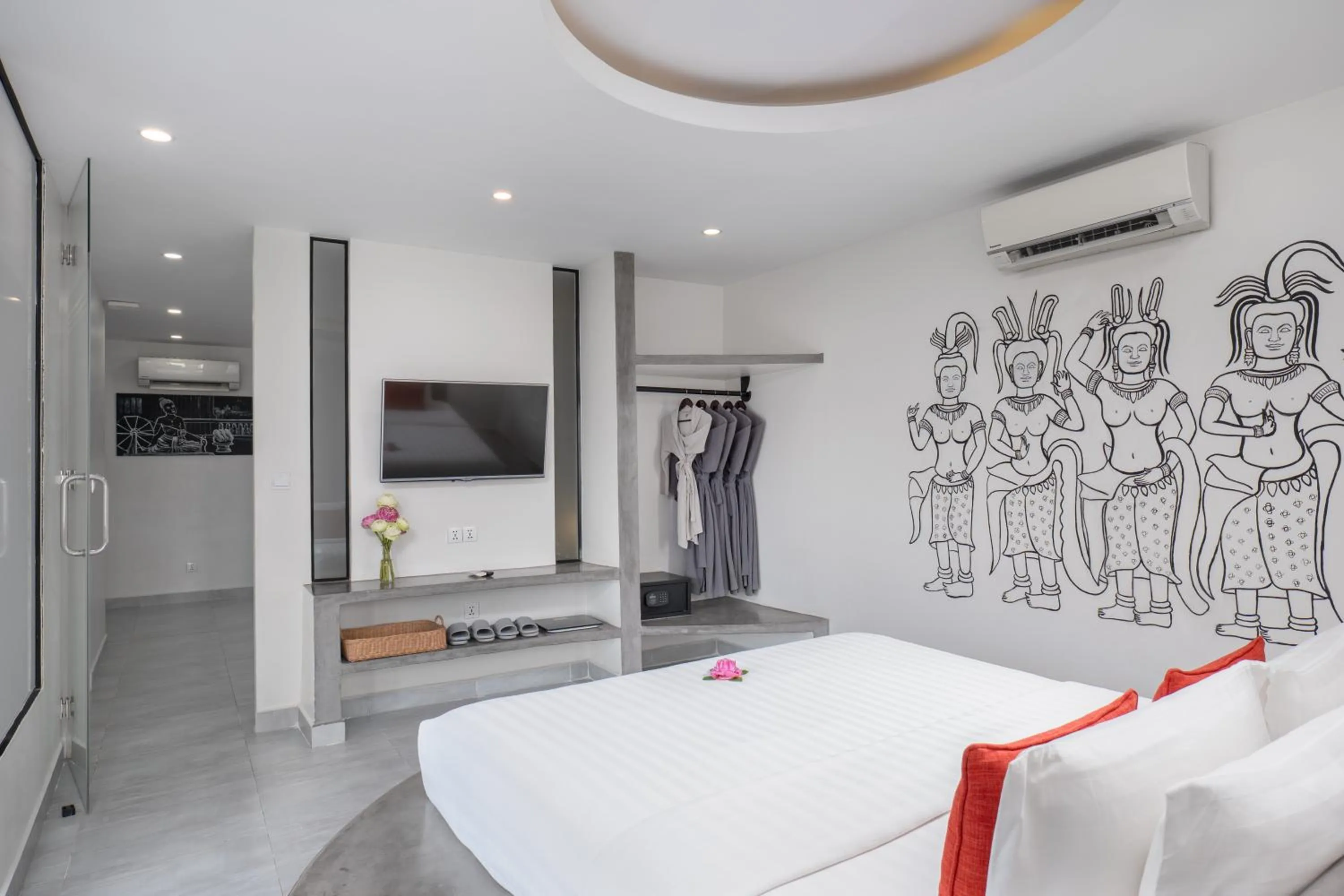 Bedroom, Bed in Central Suite Residence