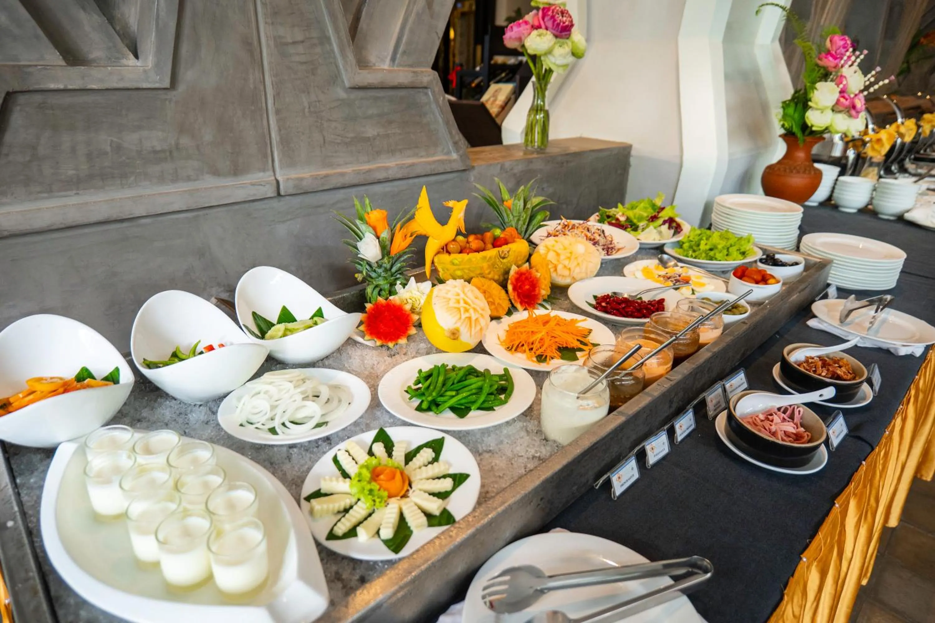 Buffet breakfast in Central Suite Residence