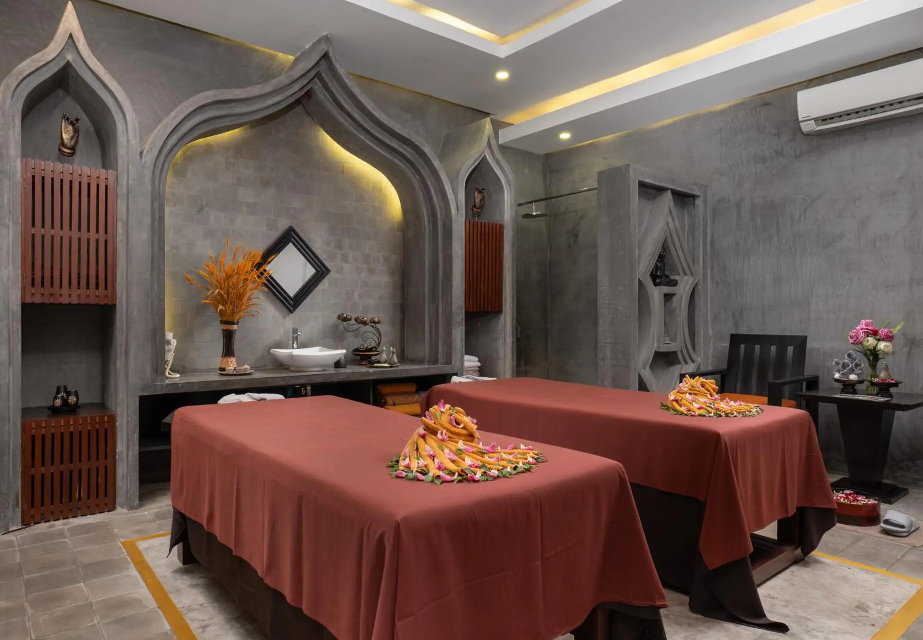 Property building in Central Suite Residence Property building in Central Suite Residence