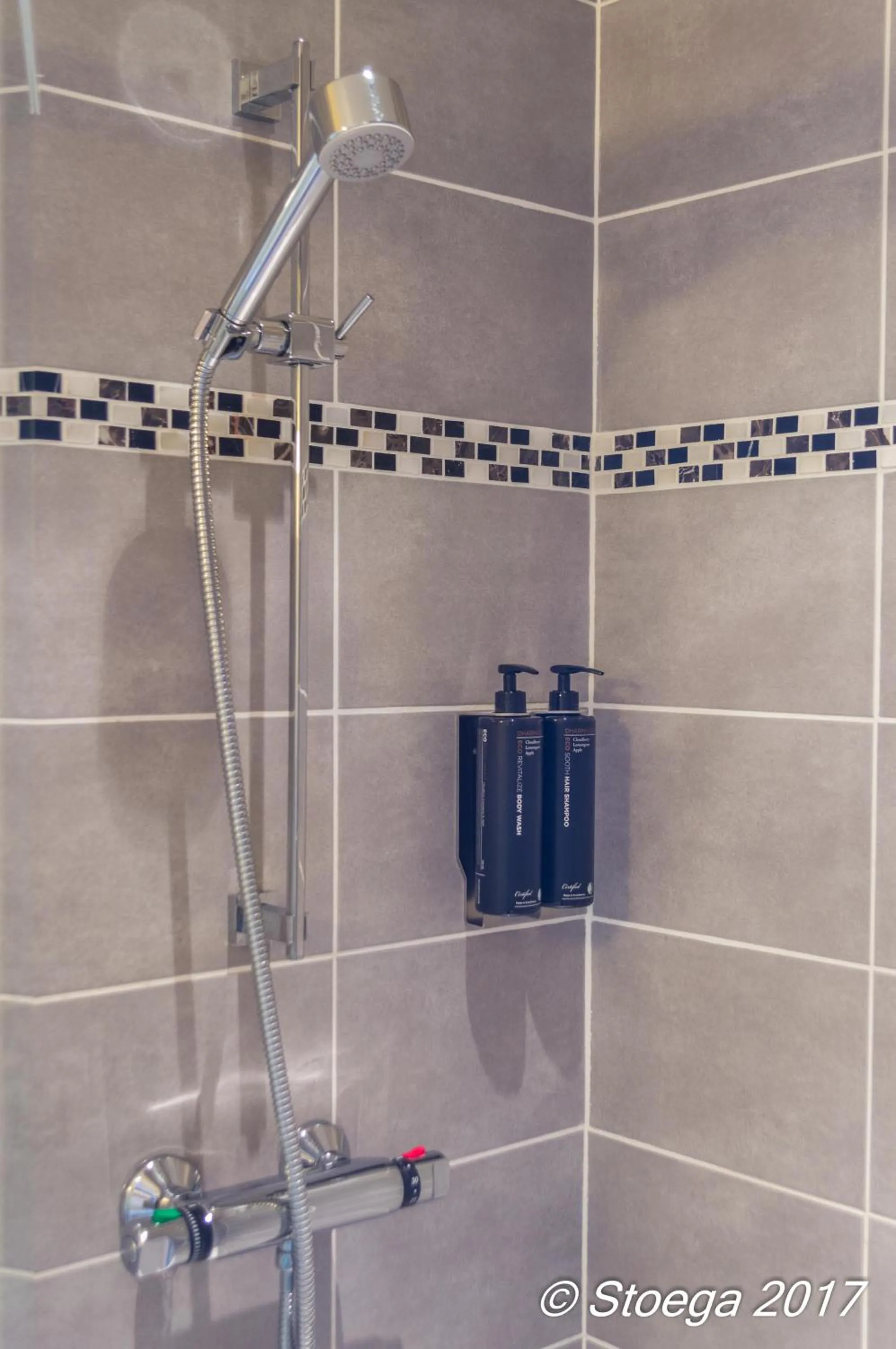 Shower in B&B Stoega