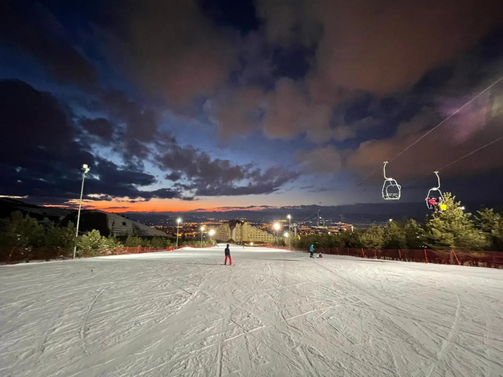 Skiing in Polat Palandöken