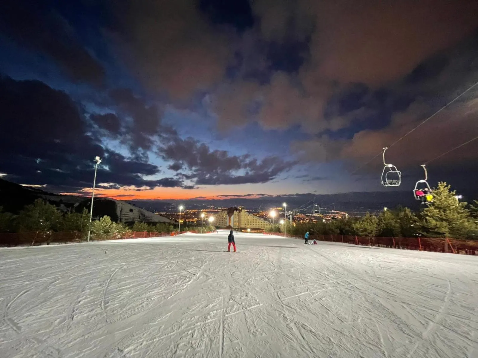 Skiing in Polat Palandöken