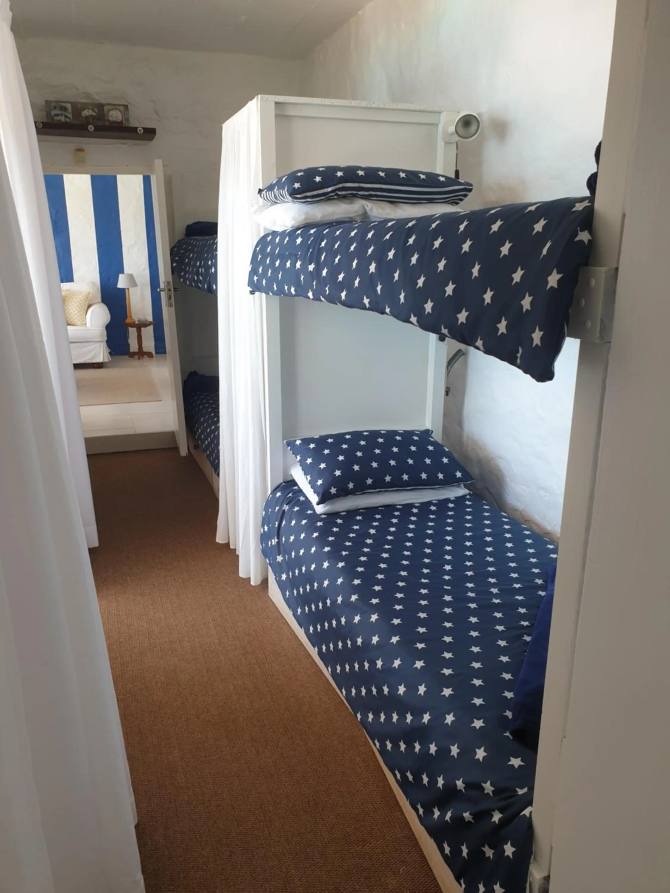 Bed in 59 LongSantos