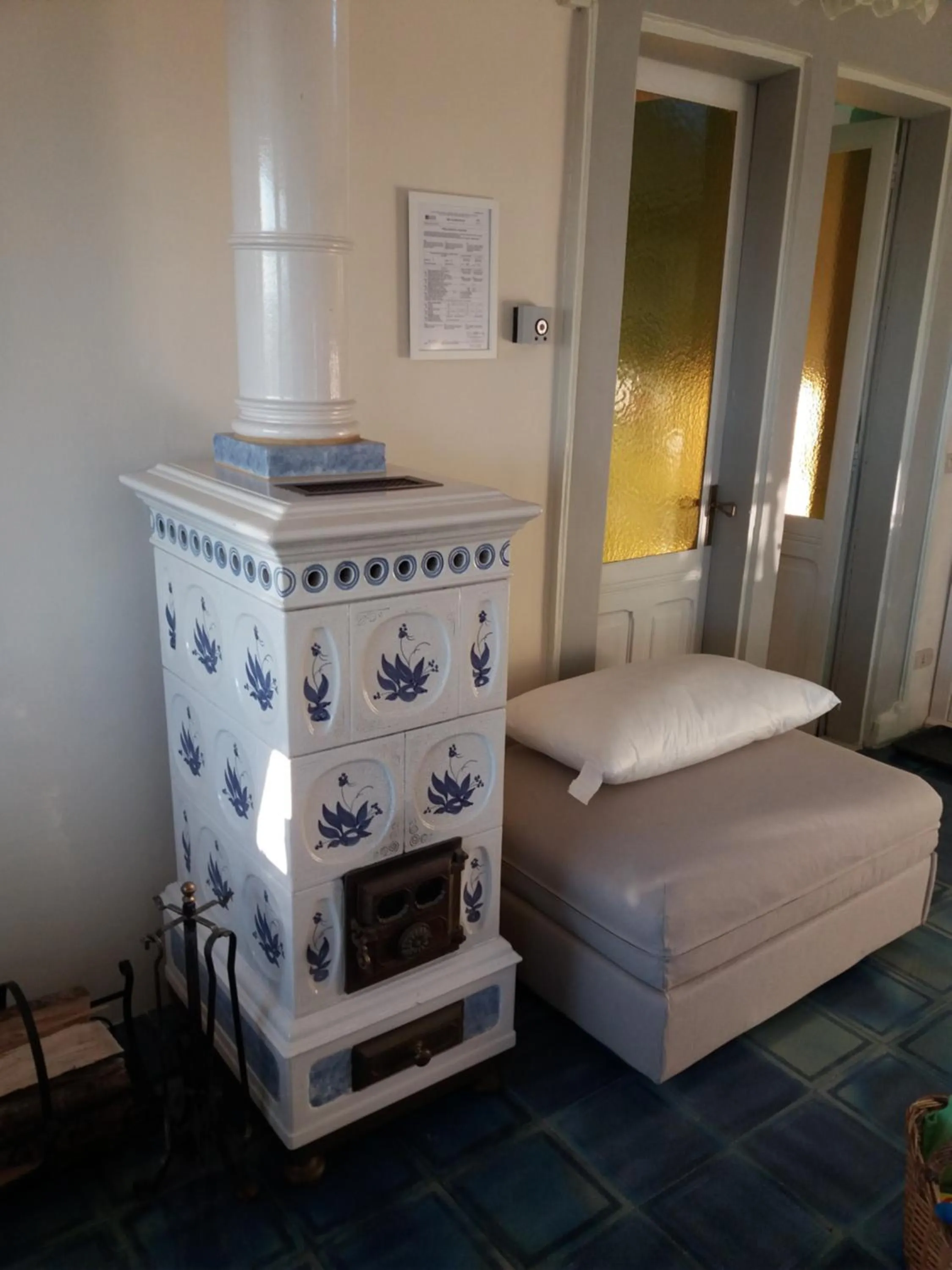 Decorative detail, Bed in Novecento B&B