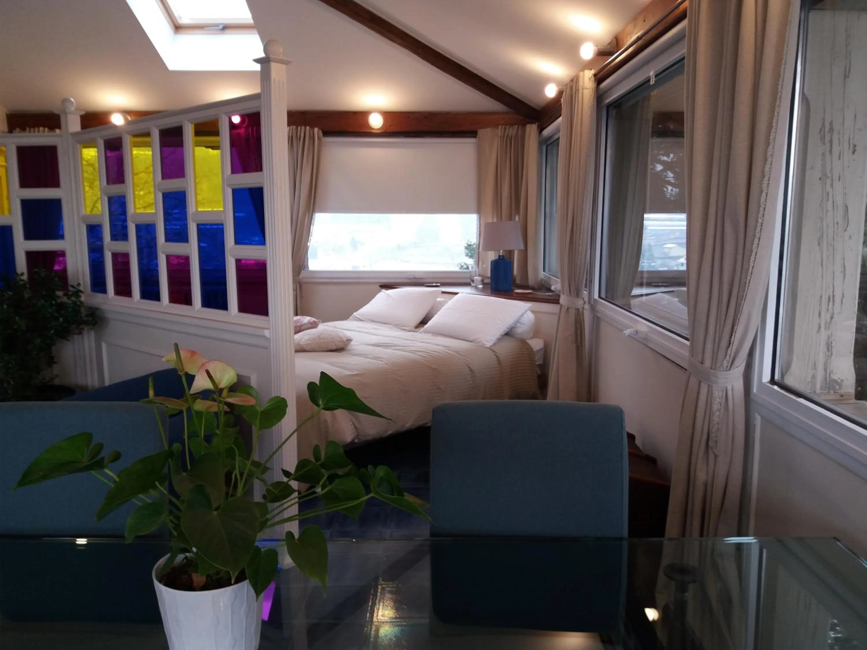 Property building, Bed in Novecento B&B