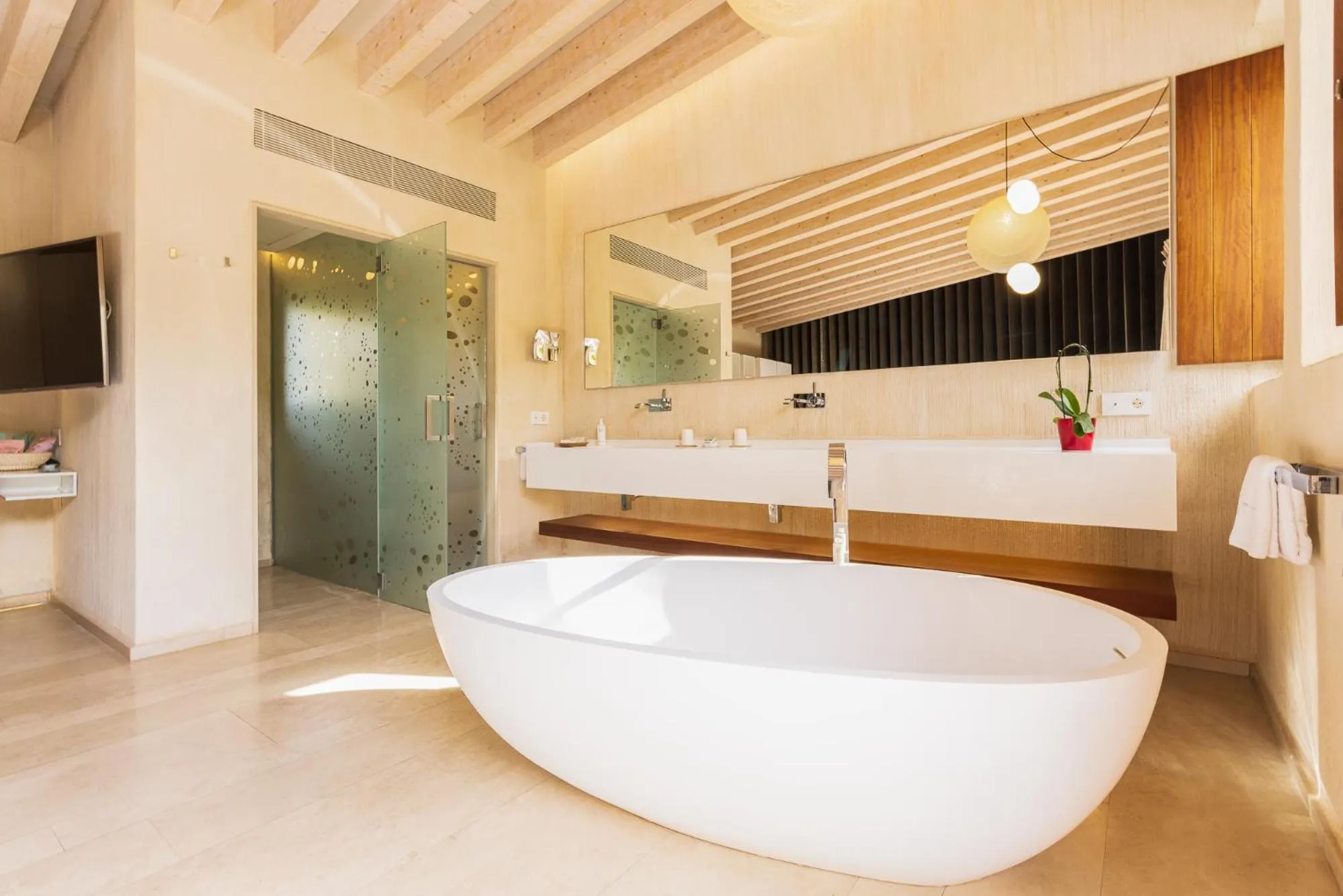 Bath in Hotel Rural Xereca