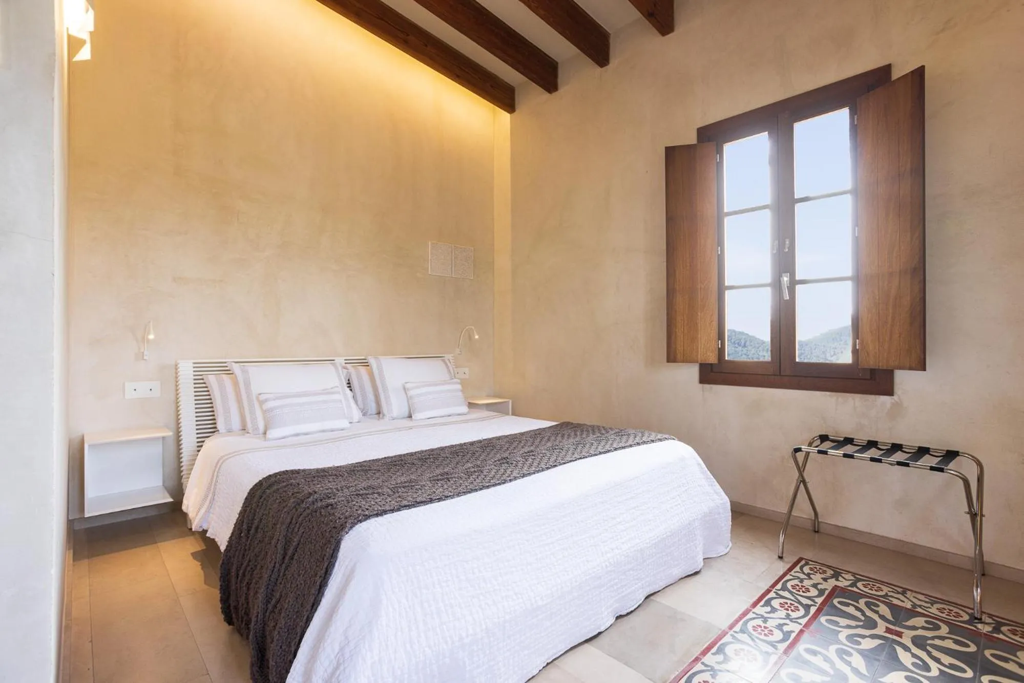 Decorative detail, Bed in Hotel Rural Xereca