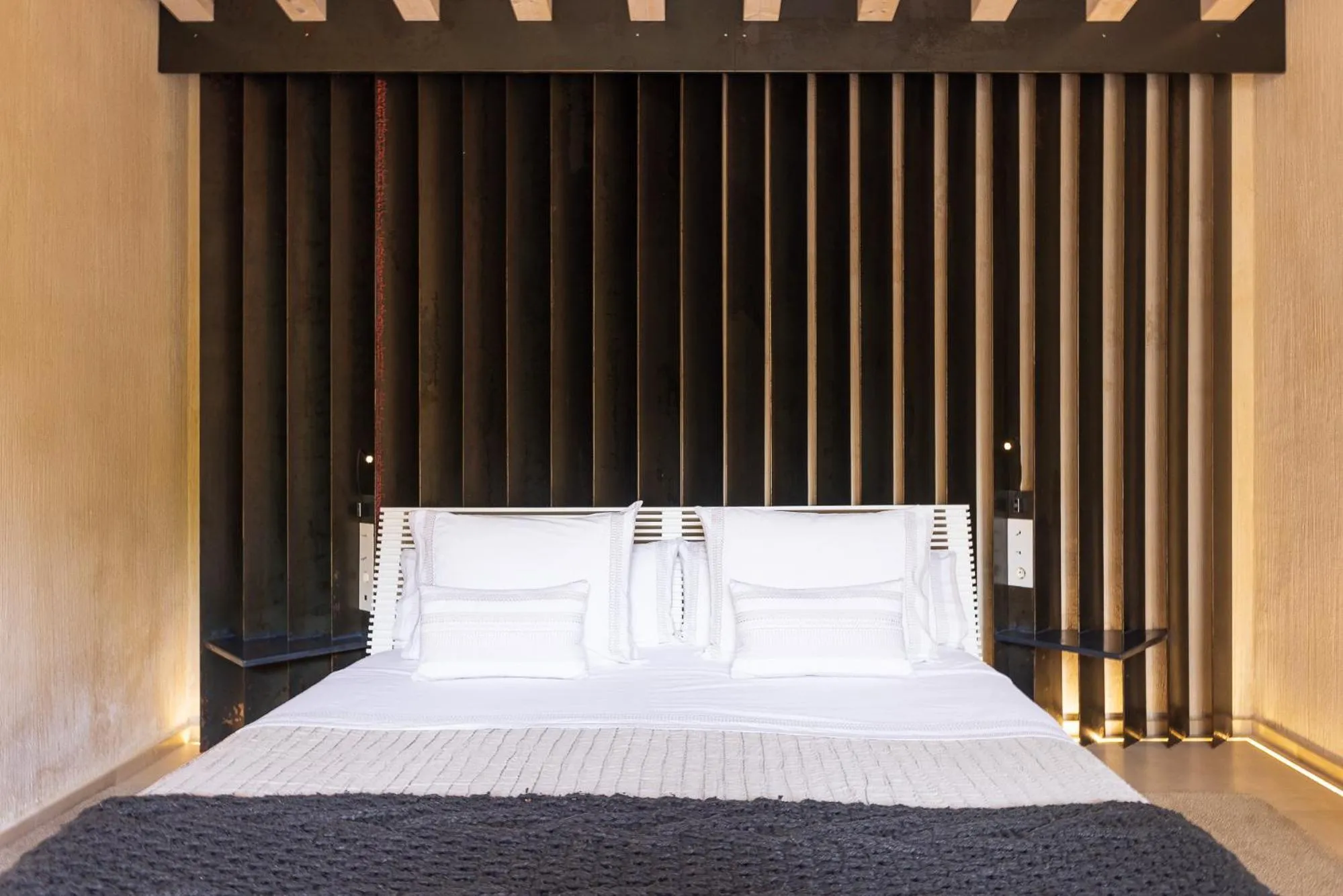 Decorative detail, Bed in Hotel Rural Xereca