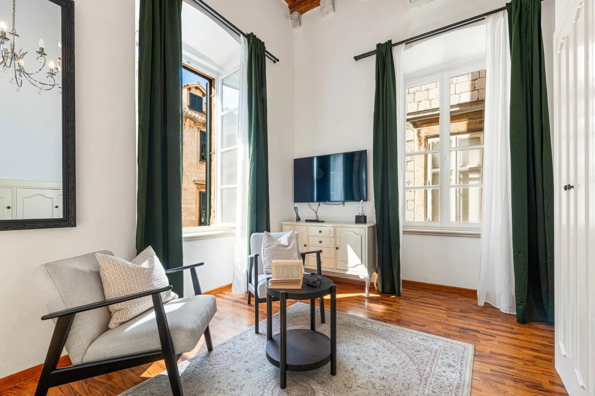 Seating area in Palmotta Palace