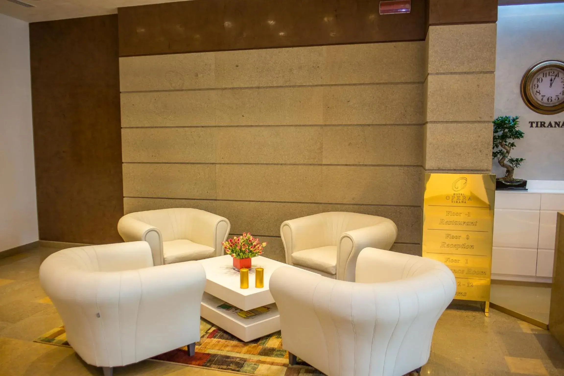 Lobby or reception in Hotel Opera Lobby or reception in Hotel Opera