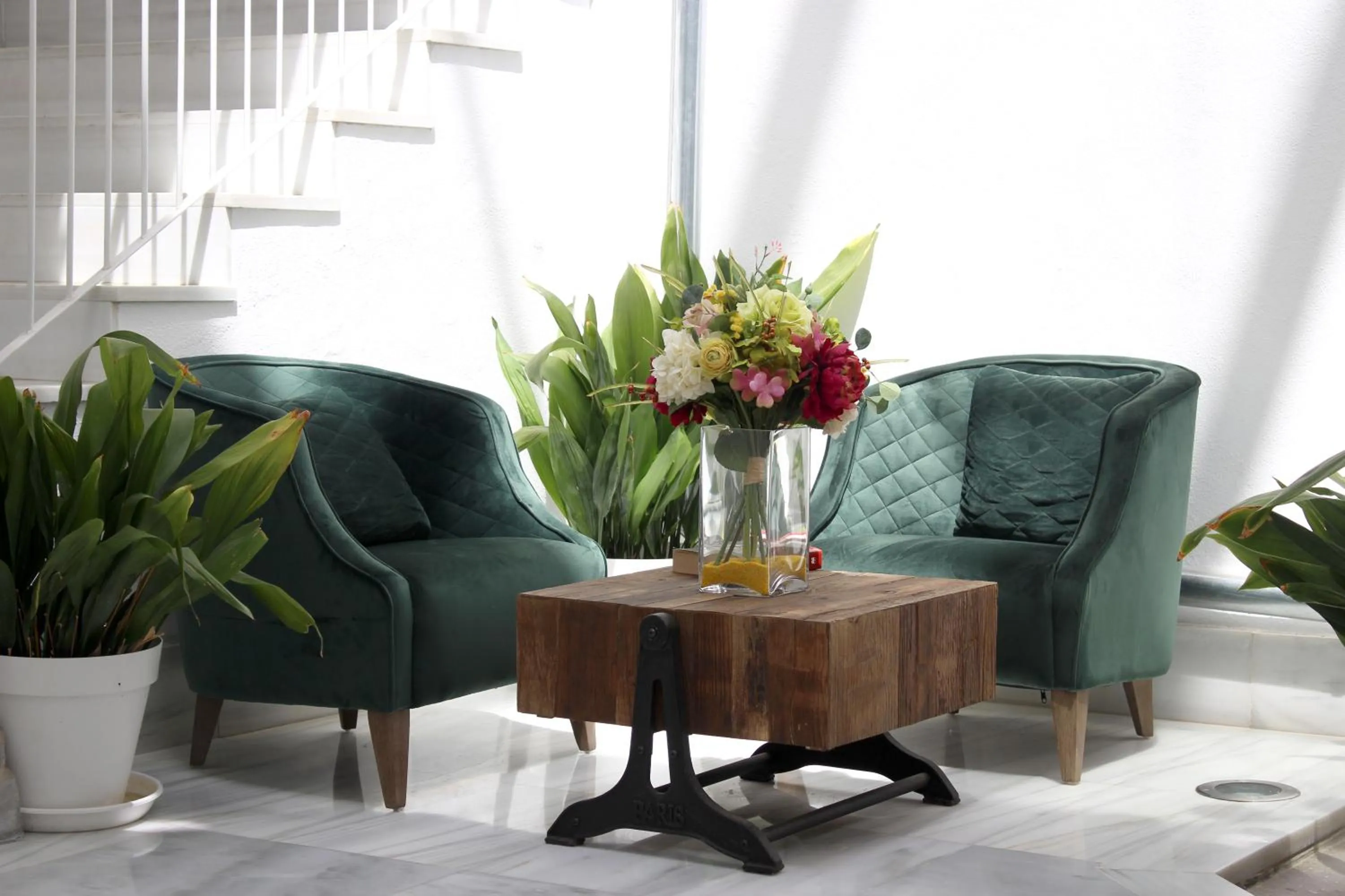 Patio in BiBo Suites Oro del Darro