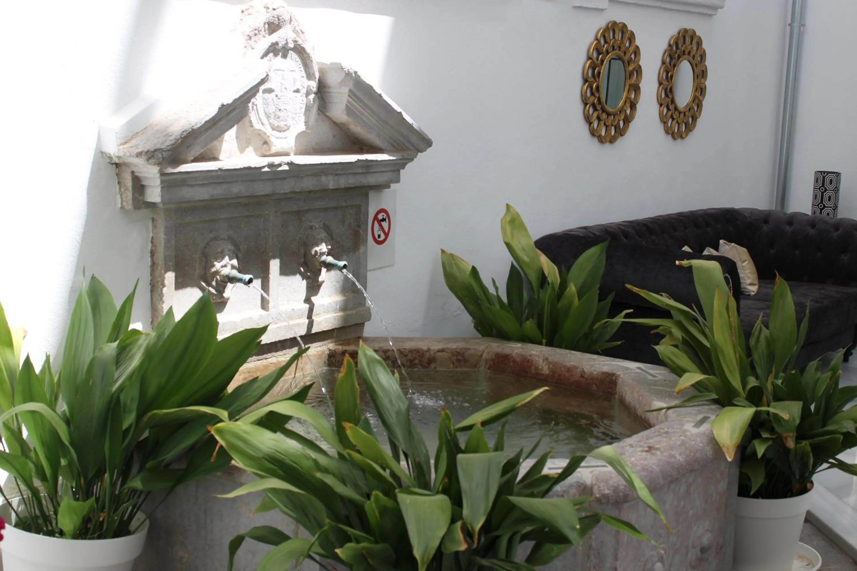 Patio in BiBo Suites Oro del Darro