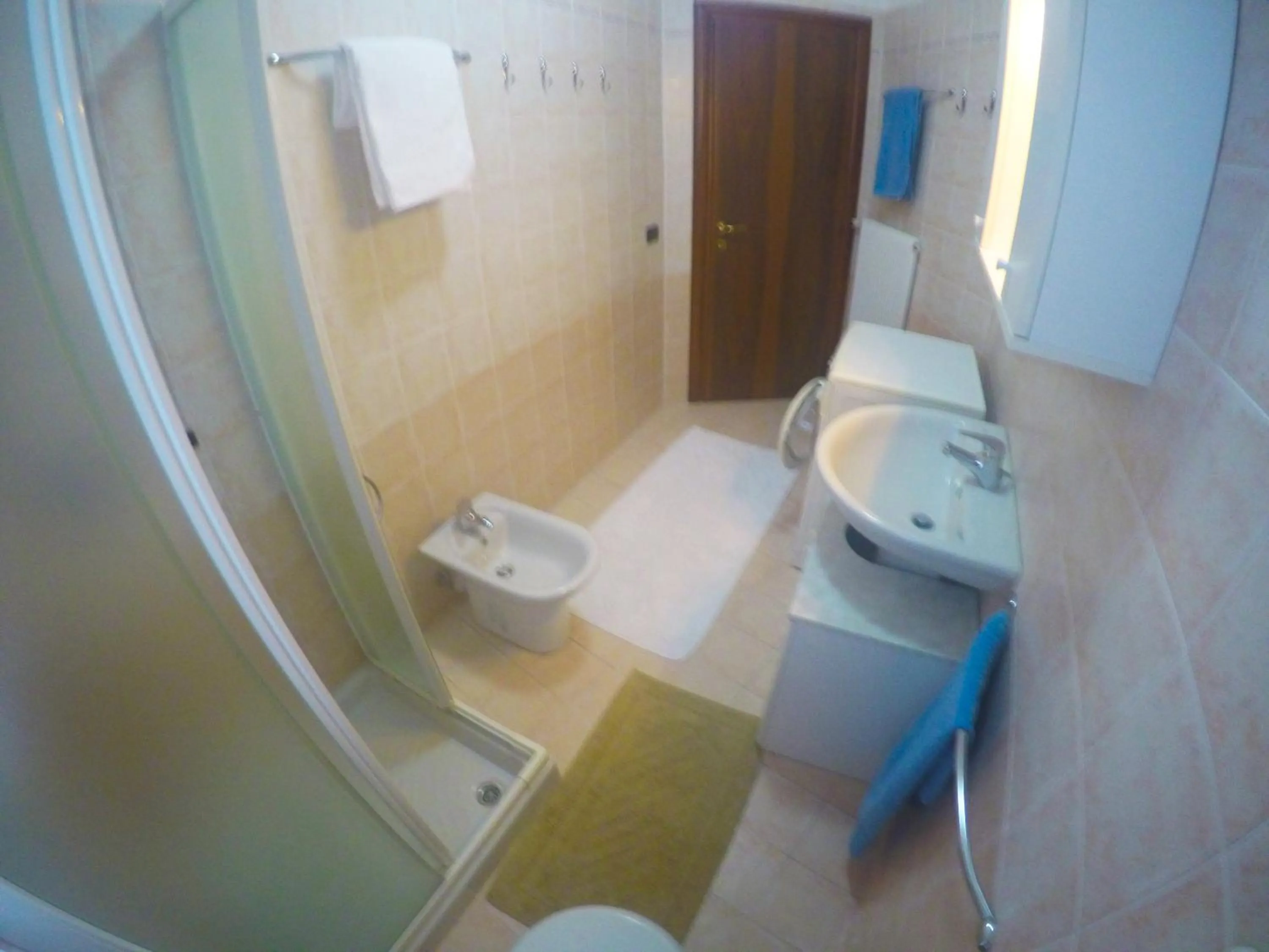 Bathroom in Residence Diana Frontemare - Agenzia Cocal