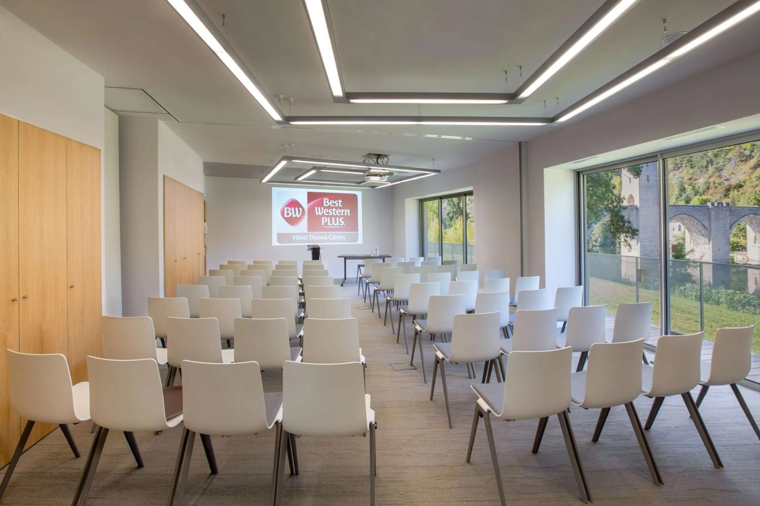 On site in Best Western Plus Hotel Divona Cahors