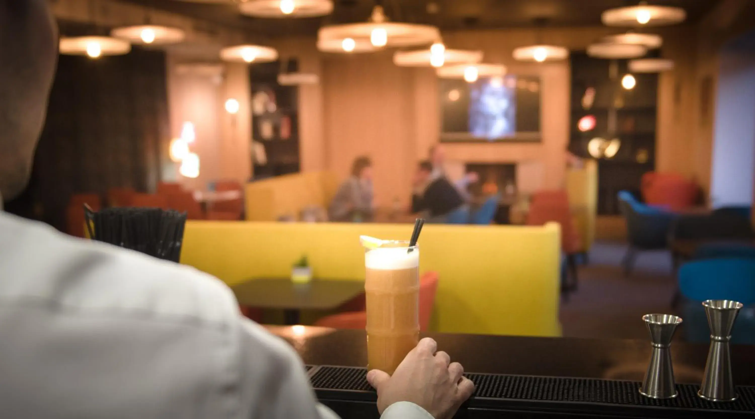 Lounge or bar in Best Western Plus Hotel Divona Cahors Lounge or bar in Best Western Plus Hotel Divona Cahors