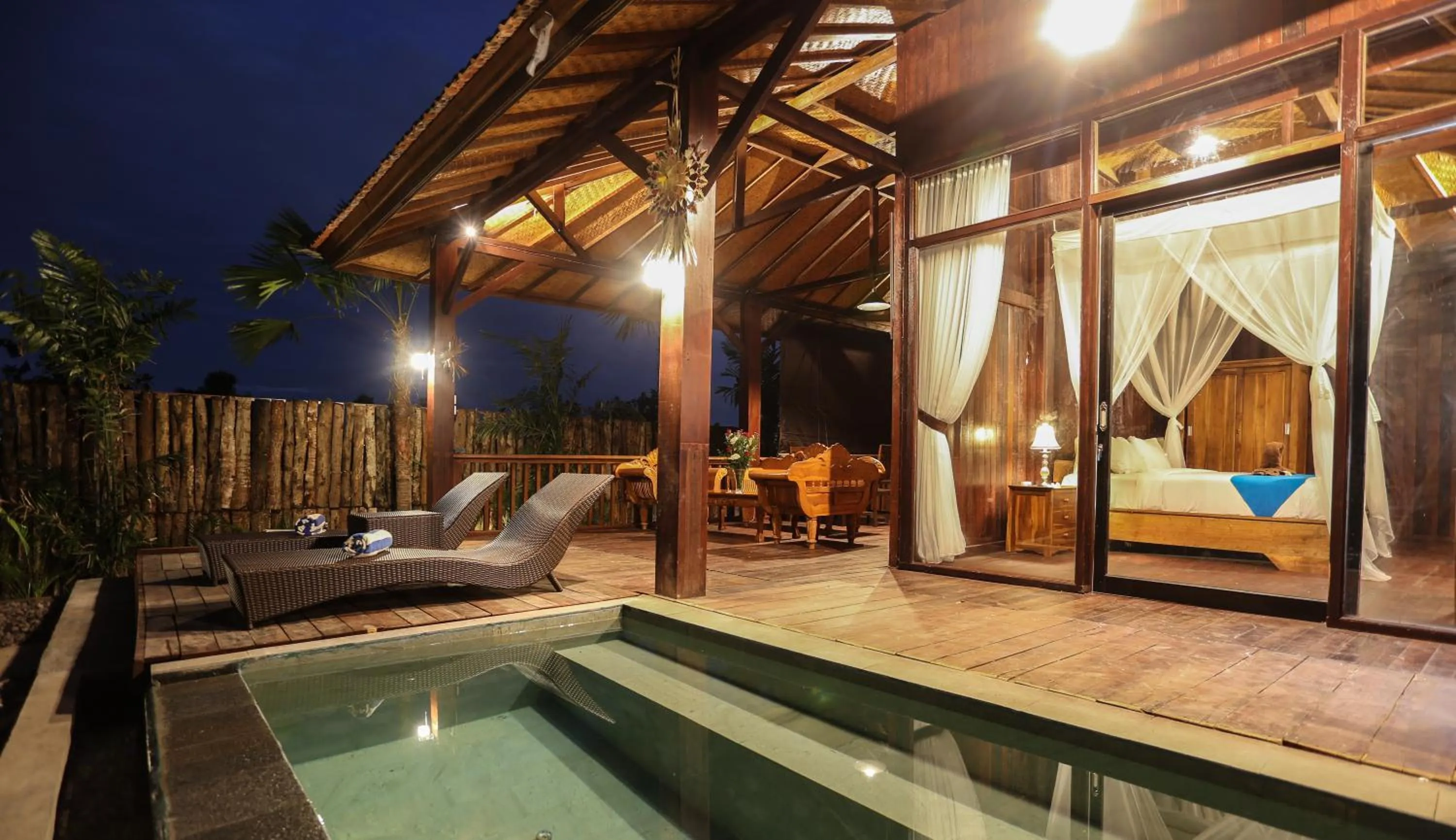 Swimming pool in Kampung Canggu