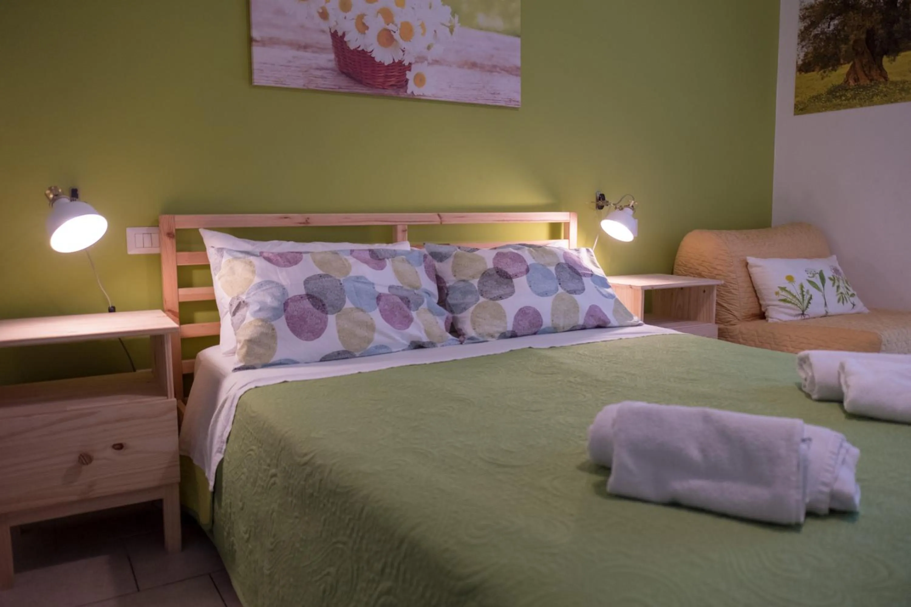Photo of the whole room, Bed in My Room in Trani