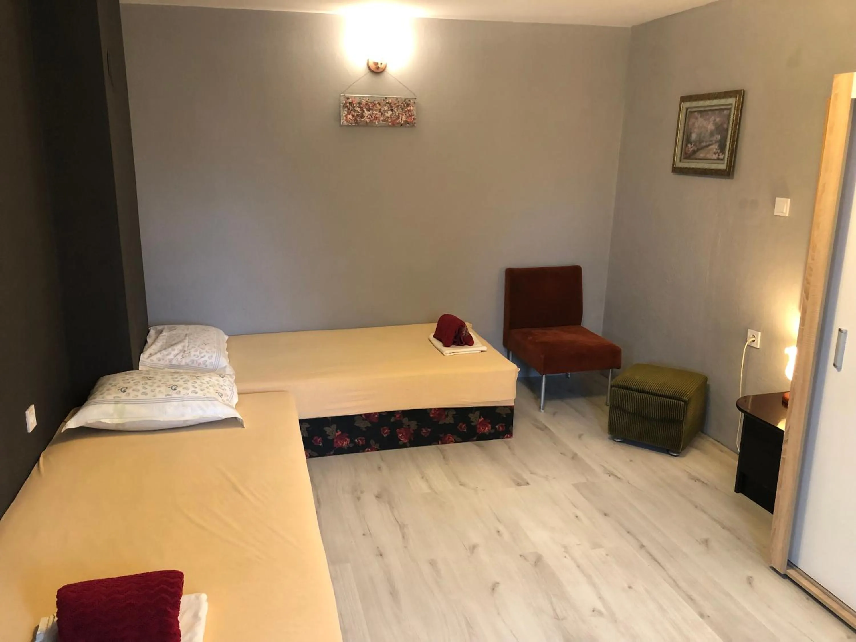 Bed in SURF House Villa Rose I Po3a l