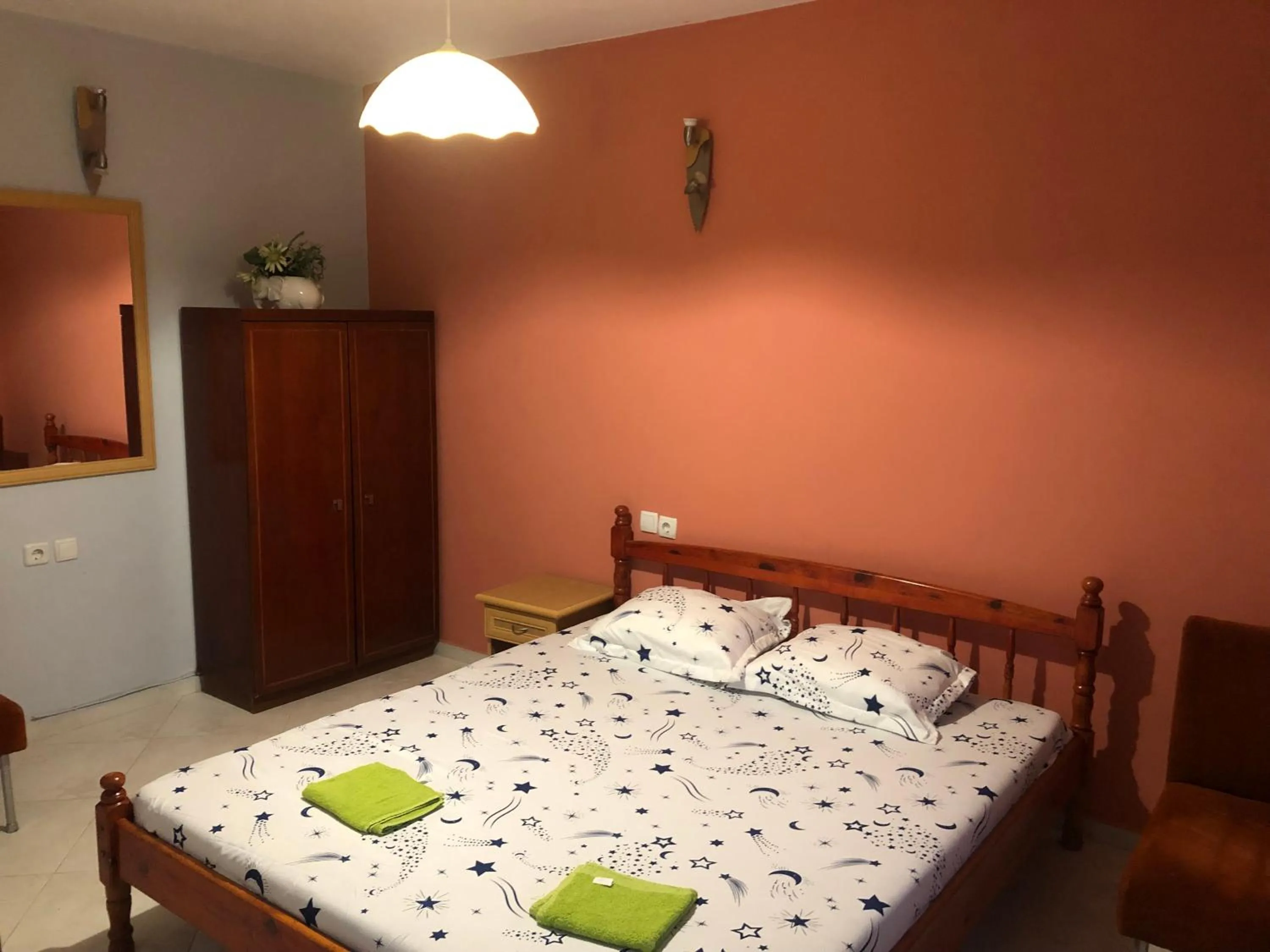 Bed in SURF House Villa Rose I Po3a l
