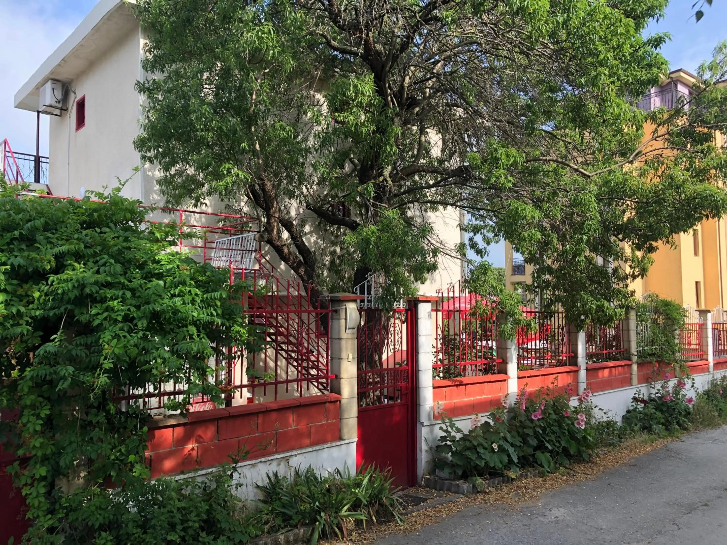 Property building in SURF House Villa Rose I Po3a l