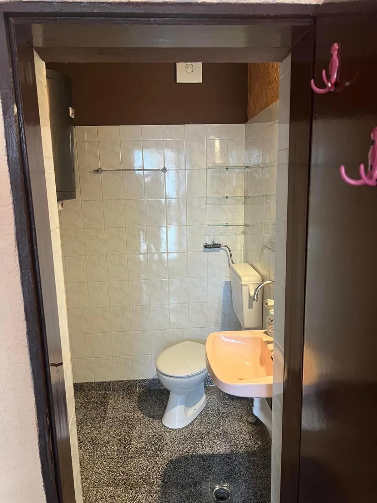 Shower in SURF House Villa Rose I Po3a l