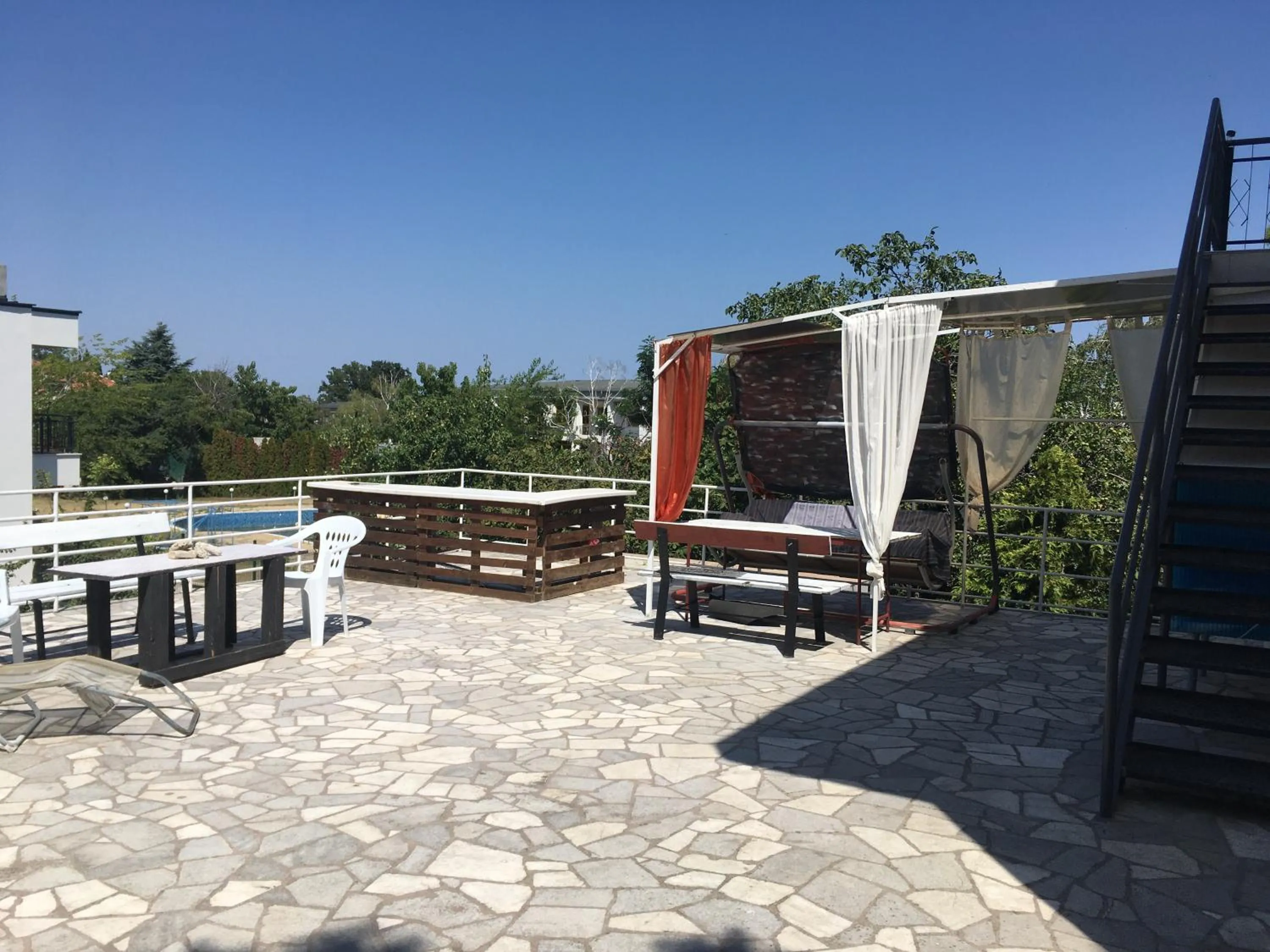 Patio in SURF House Villa Rose I Po3a l