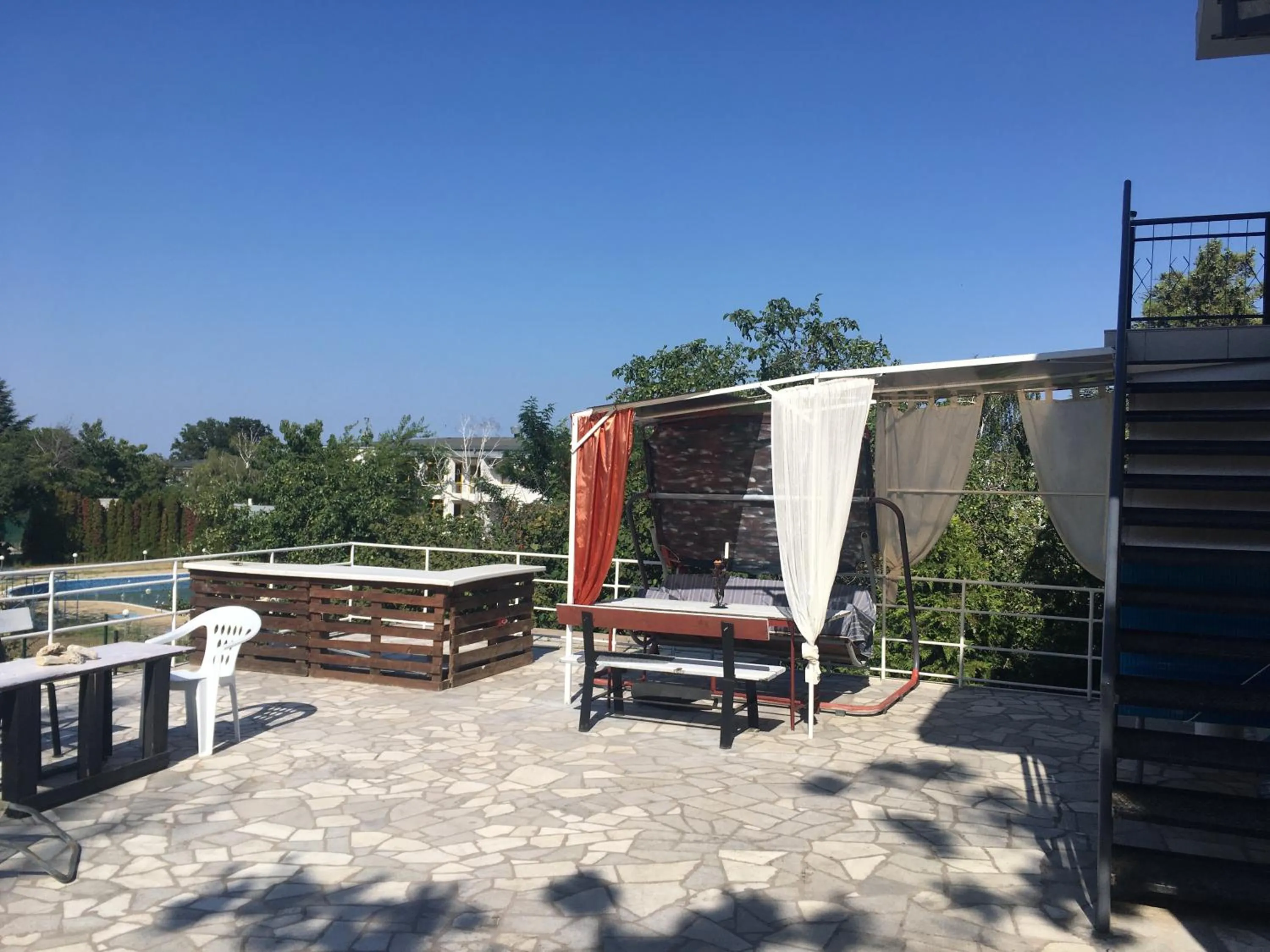 Patio in SURF House Villa Rose I Po3a l