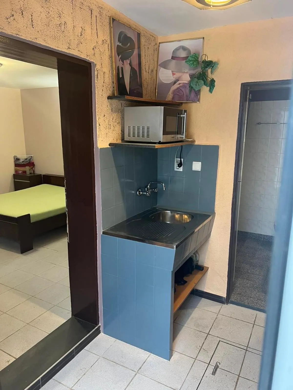 minibar, Bed in SURF House Villa Rose I Po3a l