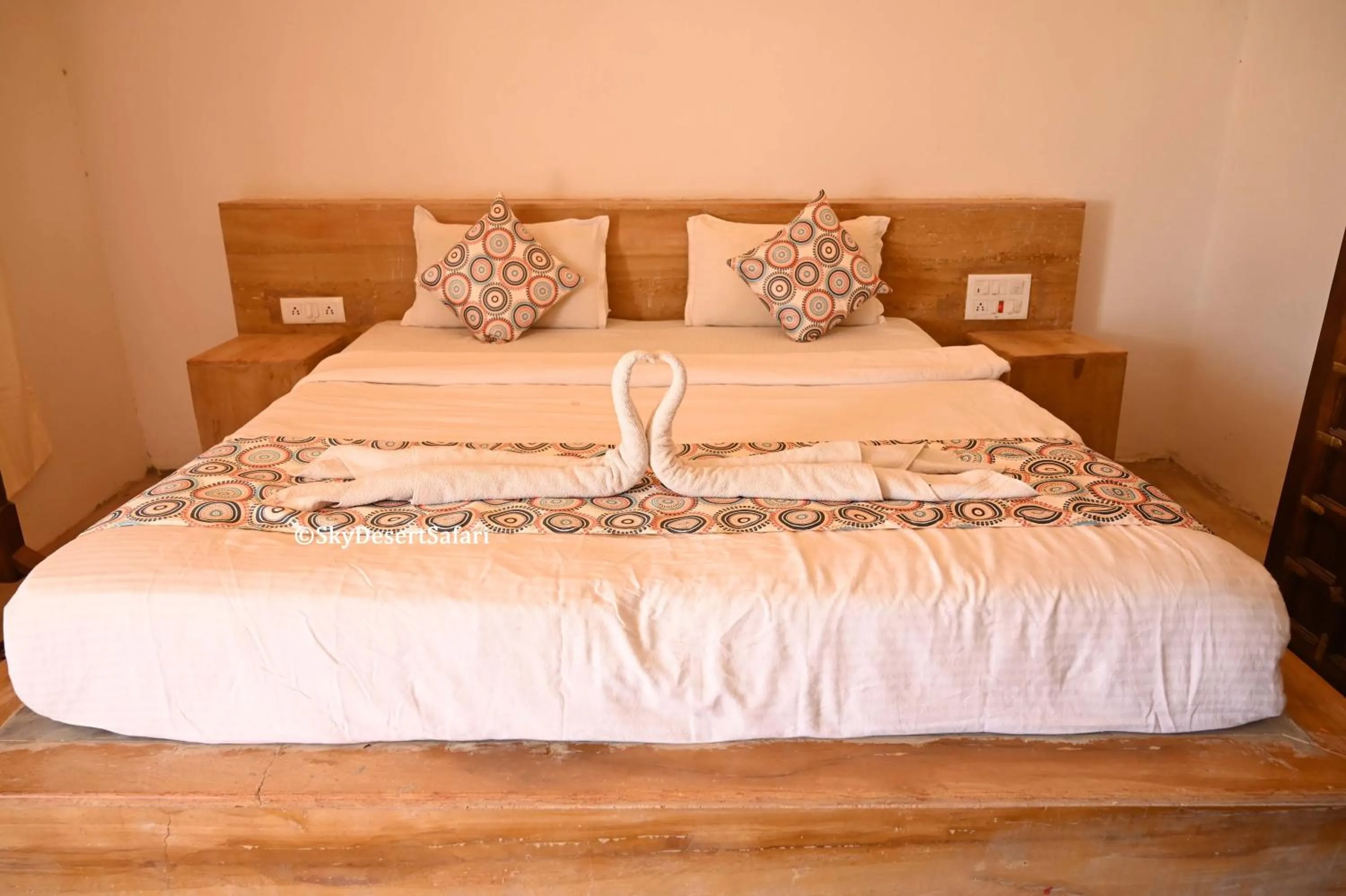 Bedroom, Bed in Sky Desert Safari