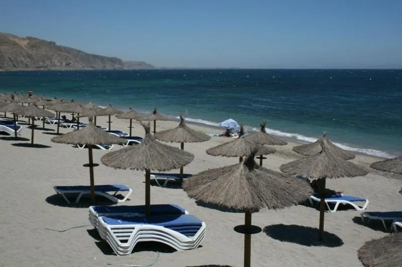 Area and facilities in Apartahotel Aguadulce