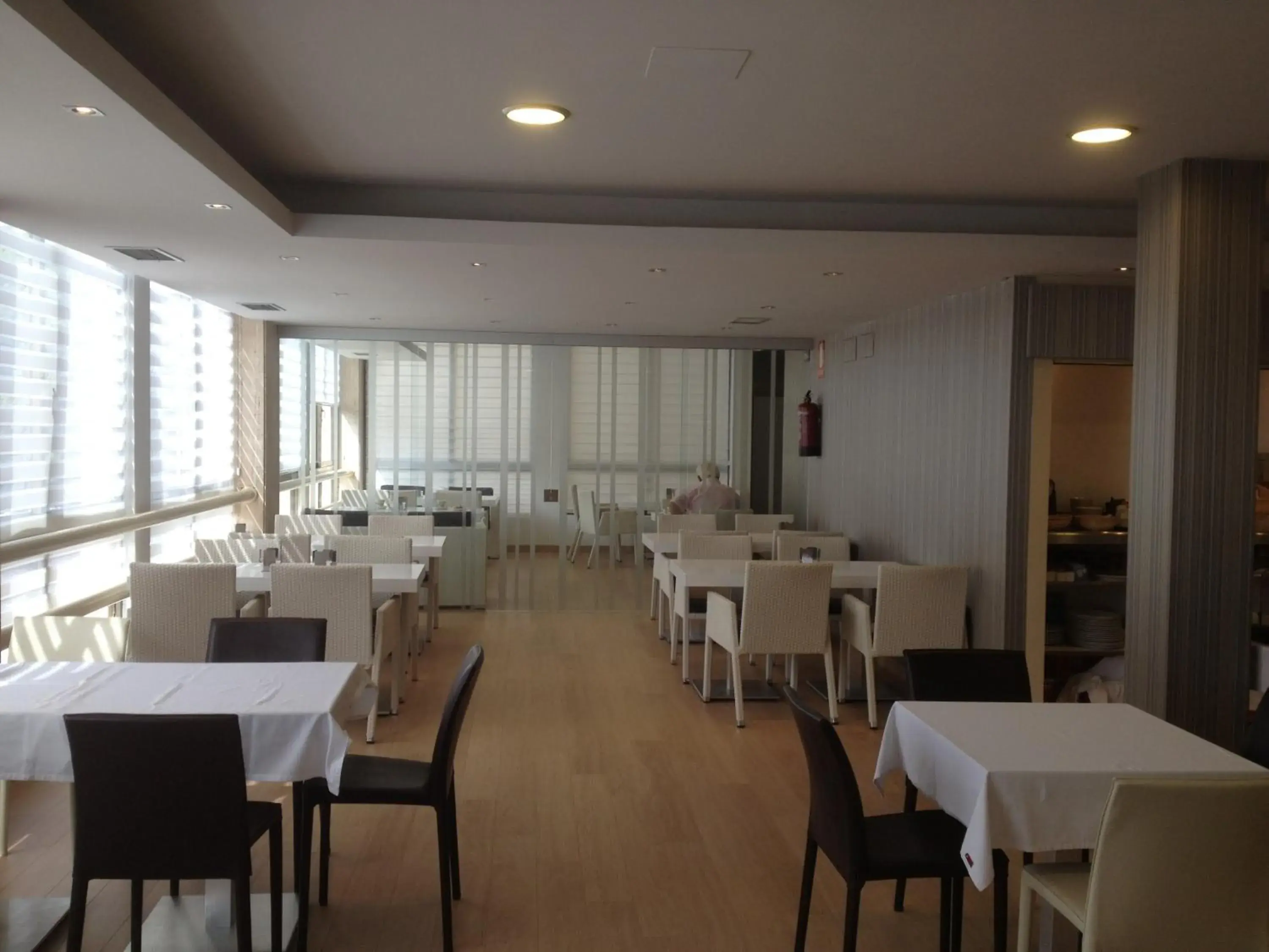Restaurant/places to eat in Apartahotel Aguadulce Restaurant/places to eat in Apartahotel Aguadulce