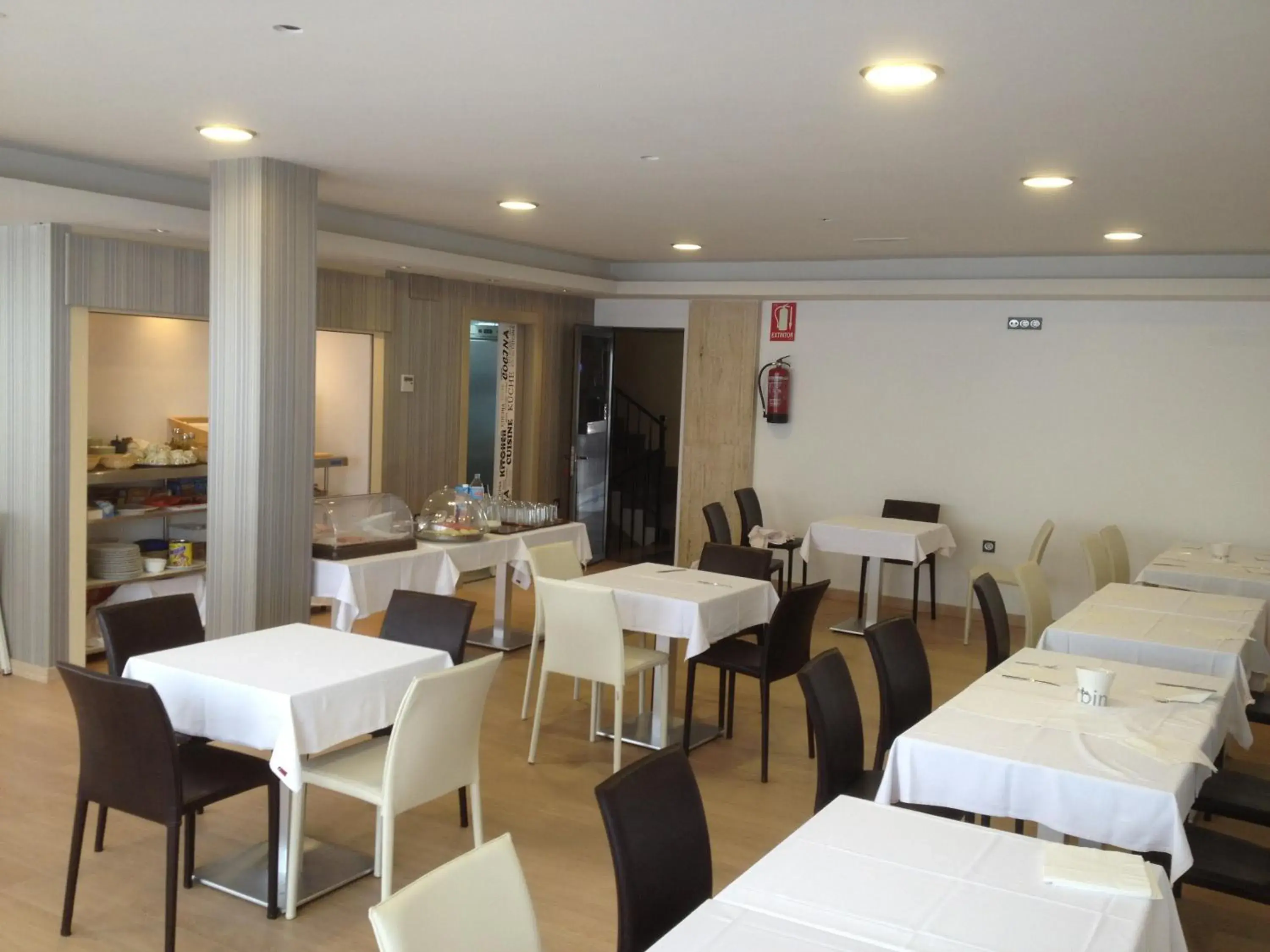 Restaurant/places to eat in Apartahotel Aguadulce Restaurant/places to eat in Apartahotel Aguadulce