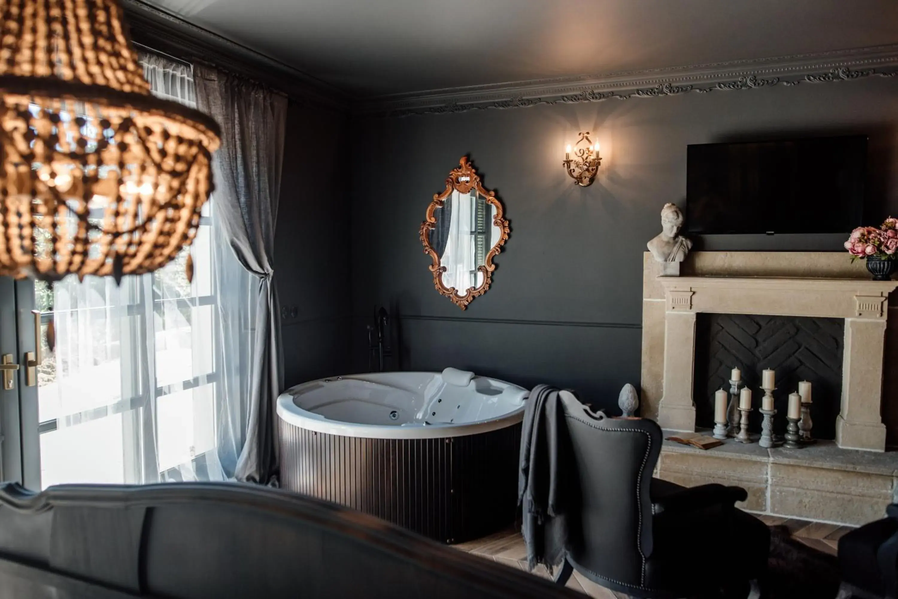 Suite with Hot Tub in Hazai Provence Suite with Hot Tub in Hazai Provence