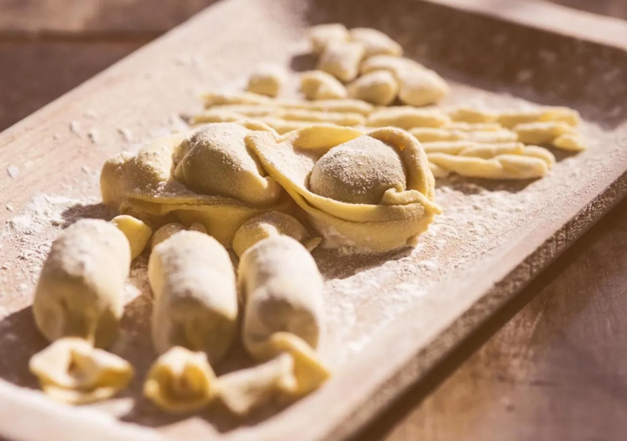 Restaurant/places to eat in Un Petit Paradis