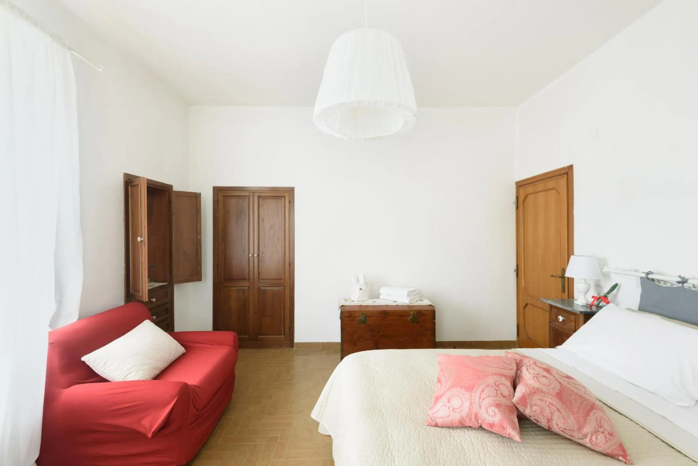 Bedroom, Bed in Un Petit Paradis