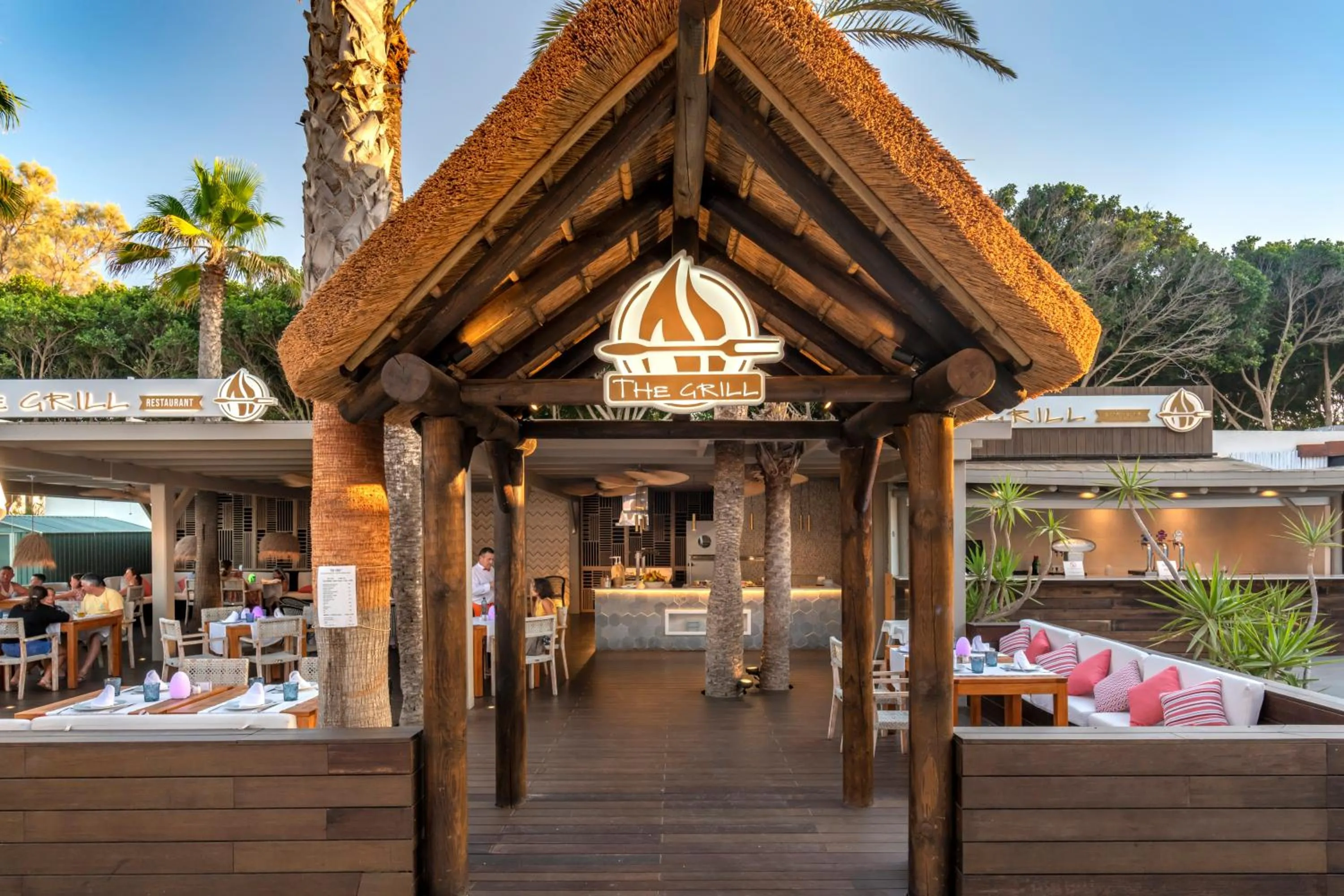Restaurant/places to eat in Mediterraneo Bay Hotel & Resort