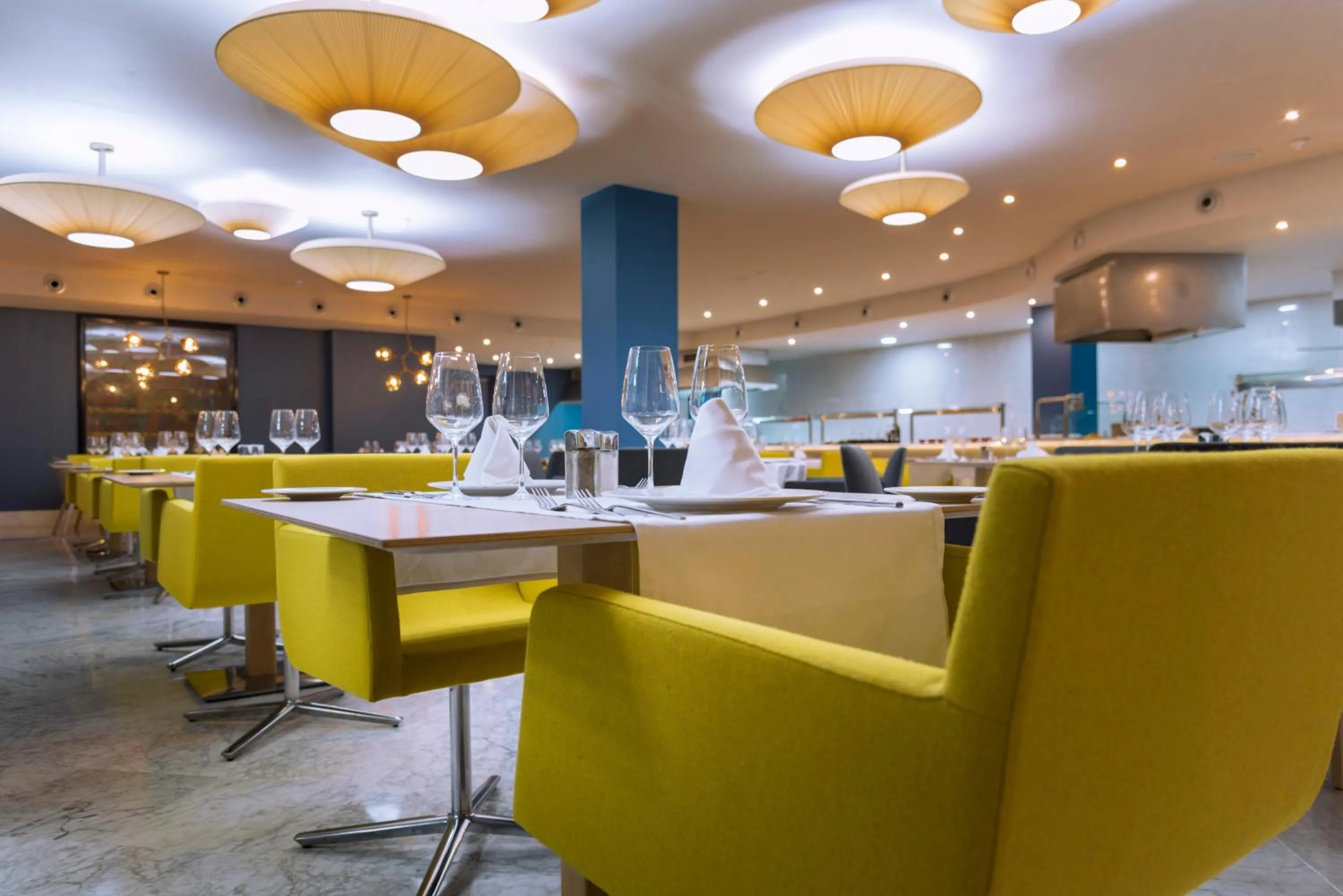 Food and drinks in Mediterraneo Bay Hotel & Resort