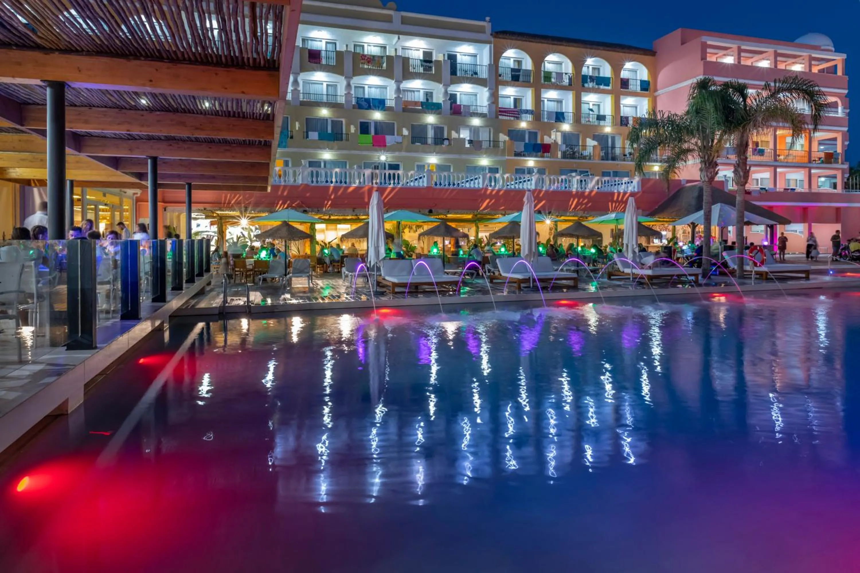 Property building in Mediterraneo Bay Hotel & Resort