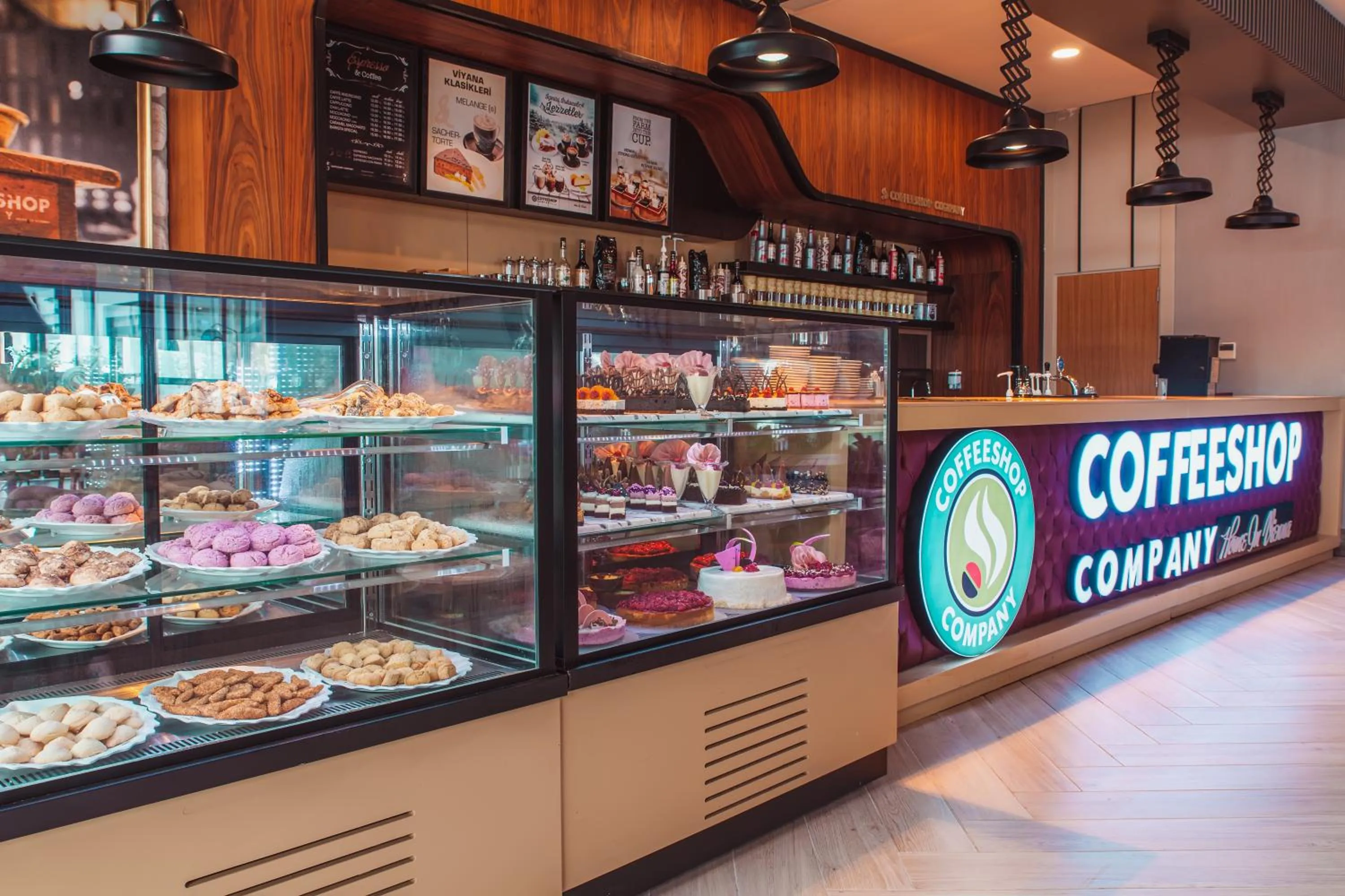 On-site shops in Side Royal Palace