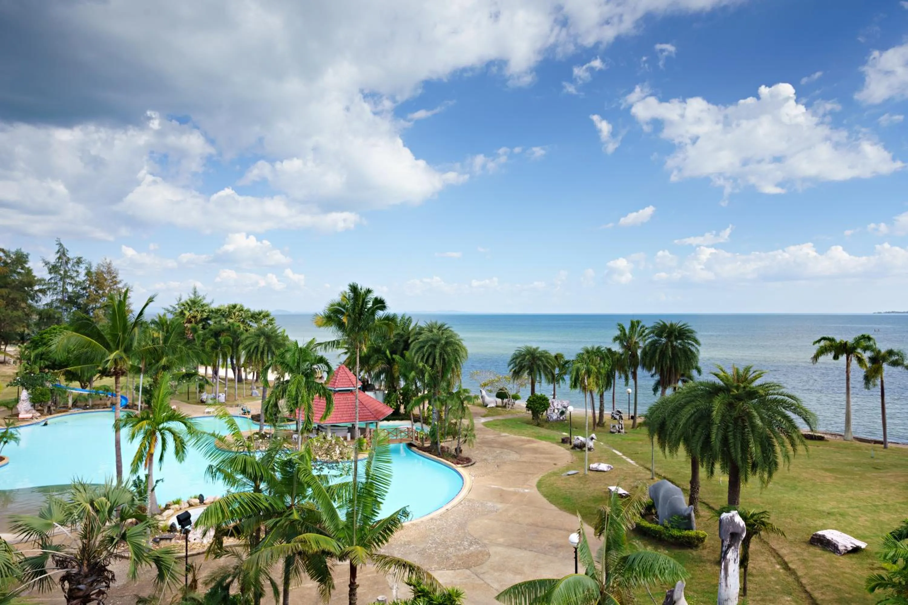 Natural landscape in Rockgarden Beach Resort