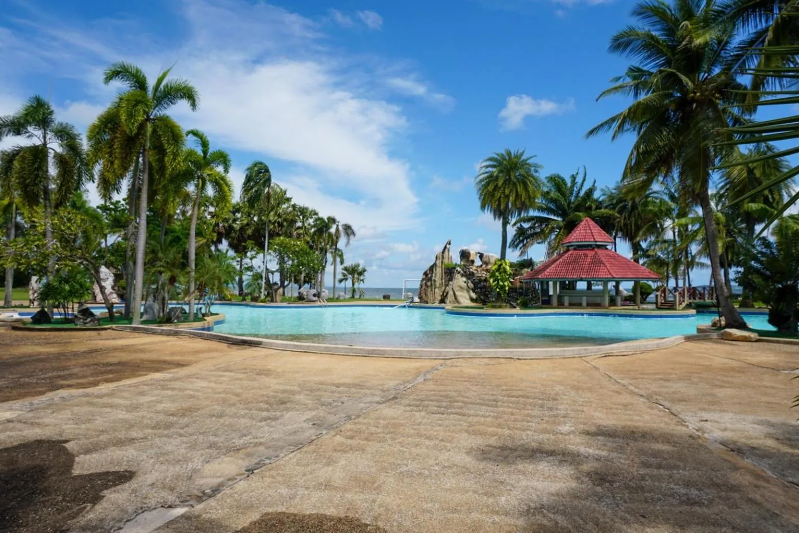 Natural landscape in Rockgarden Beach Resort